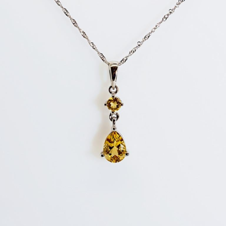 Beautiful 18K White Gold Citrine Necklace with 0.50 Ct Natural Citrine For Sale 1