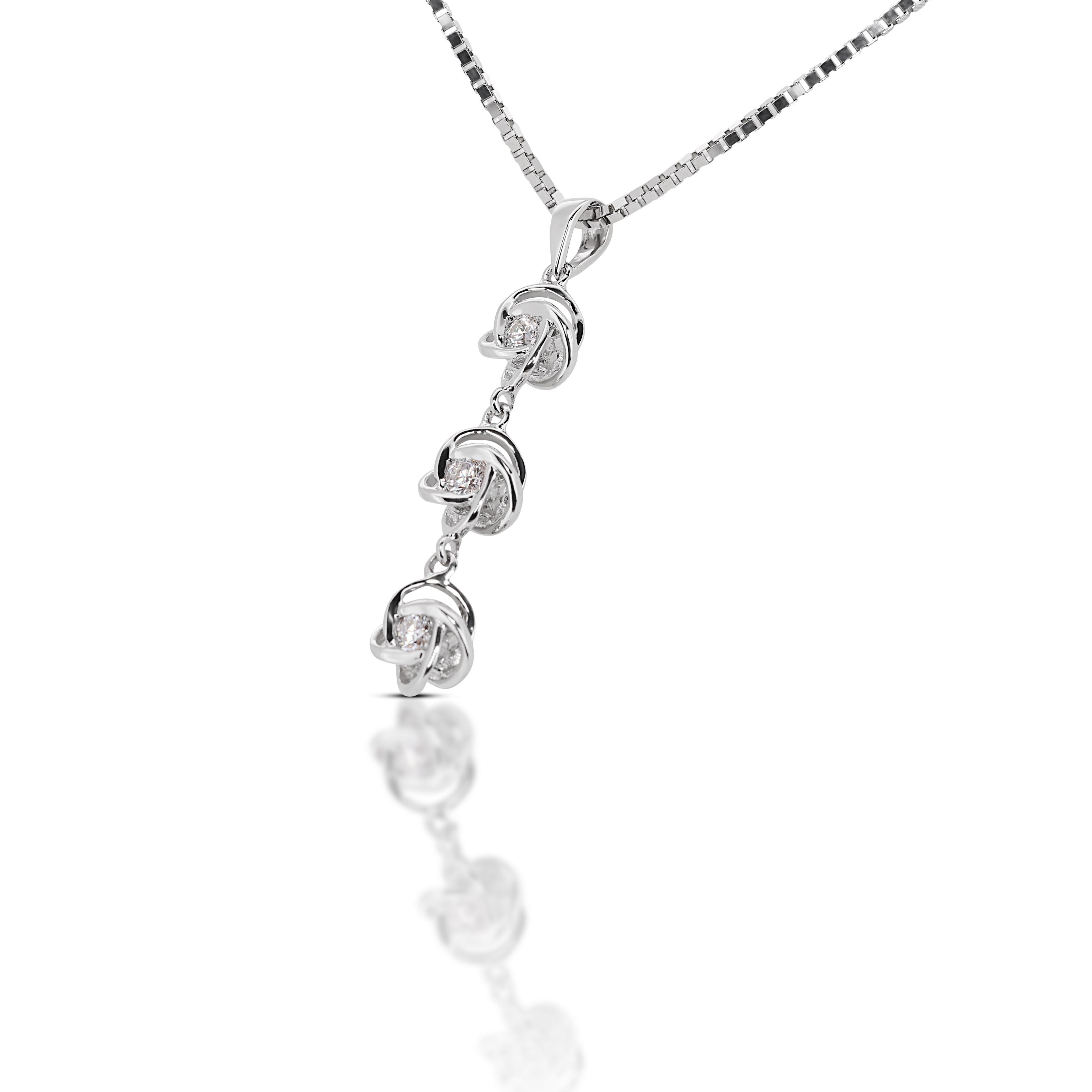 Beautiful 18K White Gold Diamond Pendant with 0.14 ct - (Chain not included)  In New Condition For Sale In רמת גן, IL
