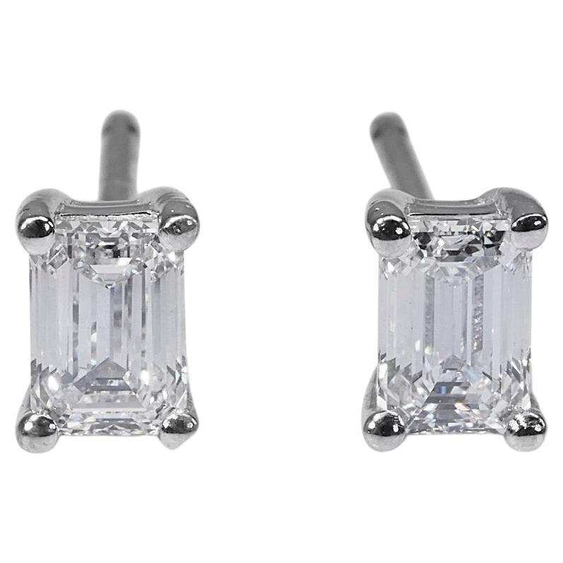 Beautiful 18k White Gold Emerald Stud Earrings 0.72 Ct Diamond GIA Certificate