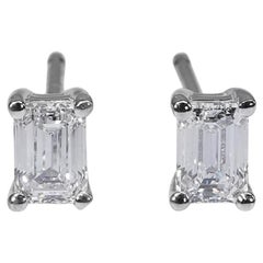 Beautiful 18k White Gold Emerald Stud Earrings 0.72 Ct Diamond GIA Certificate Beautiful 18k White Gold Emerald Stud Earrings 0.72 Ct Diamond GIA Certificate