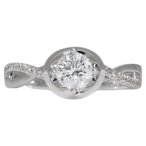 Beautiful 18K White Gold Halo Diamond Ring with 0.50ct Natural Diamond For Sale