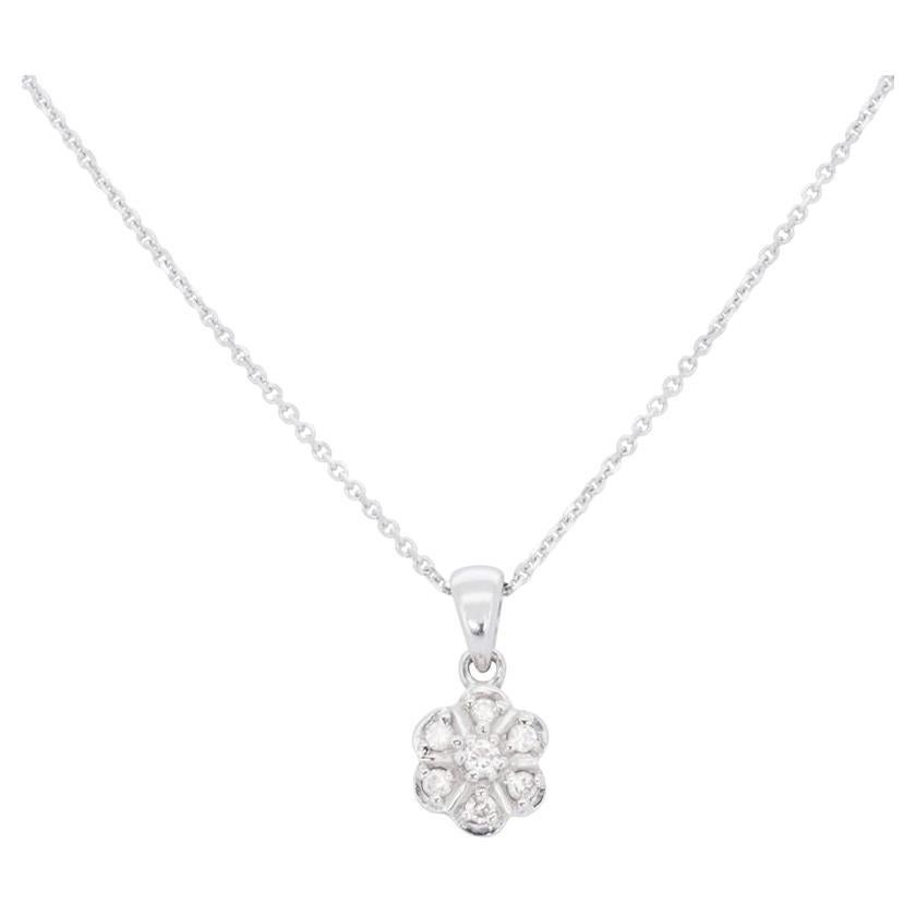 Beautiful 18k White Gold Necklace with 0.10 Ct Natural Diamonds