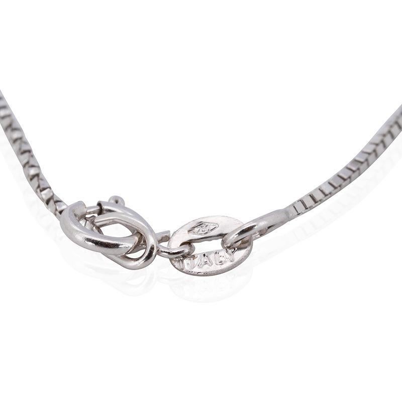 Women's Beautiful 18K White Gold Necklace with 0.20 ct Natural Diamonds For Sale