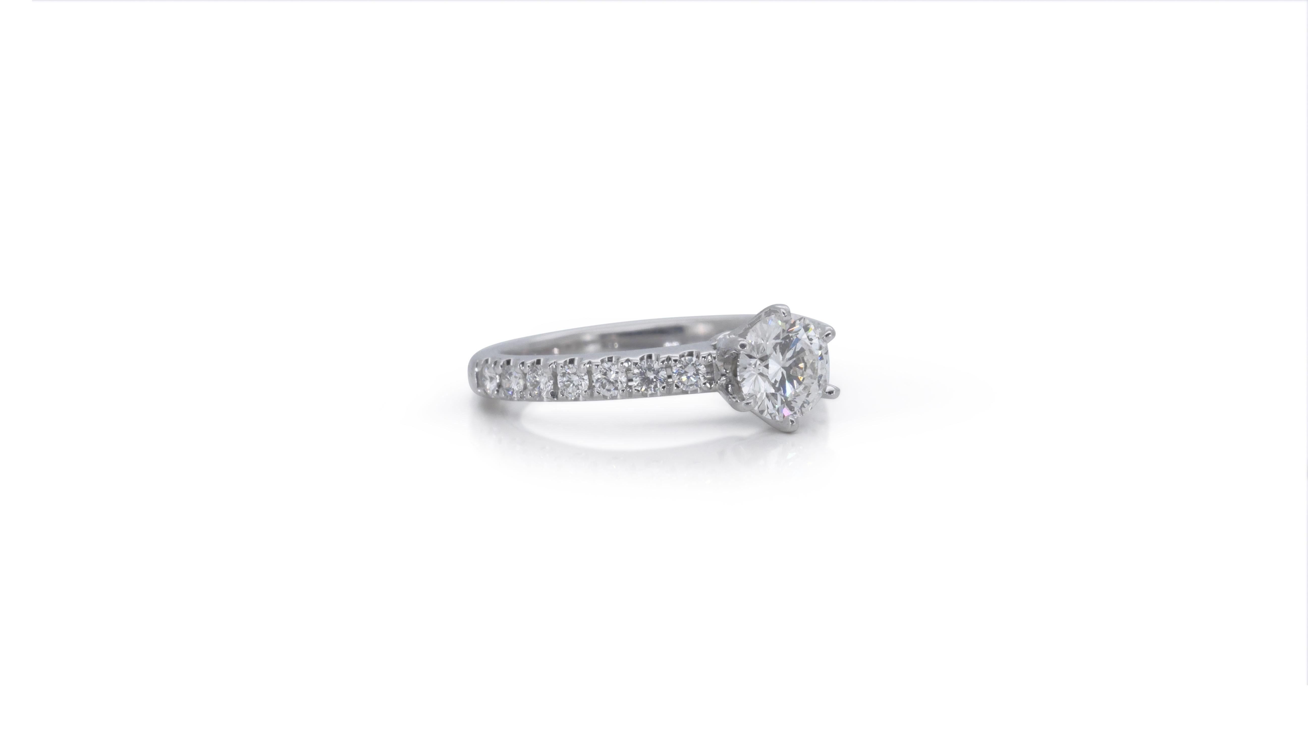 Round Cut Beautiful 18k White Gold Pave Ring with 0.73 Carat Weight of Natural Diamonds For Sale