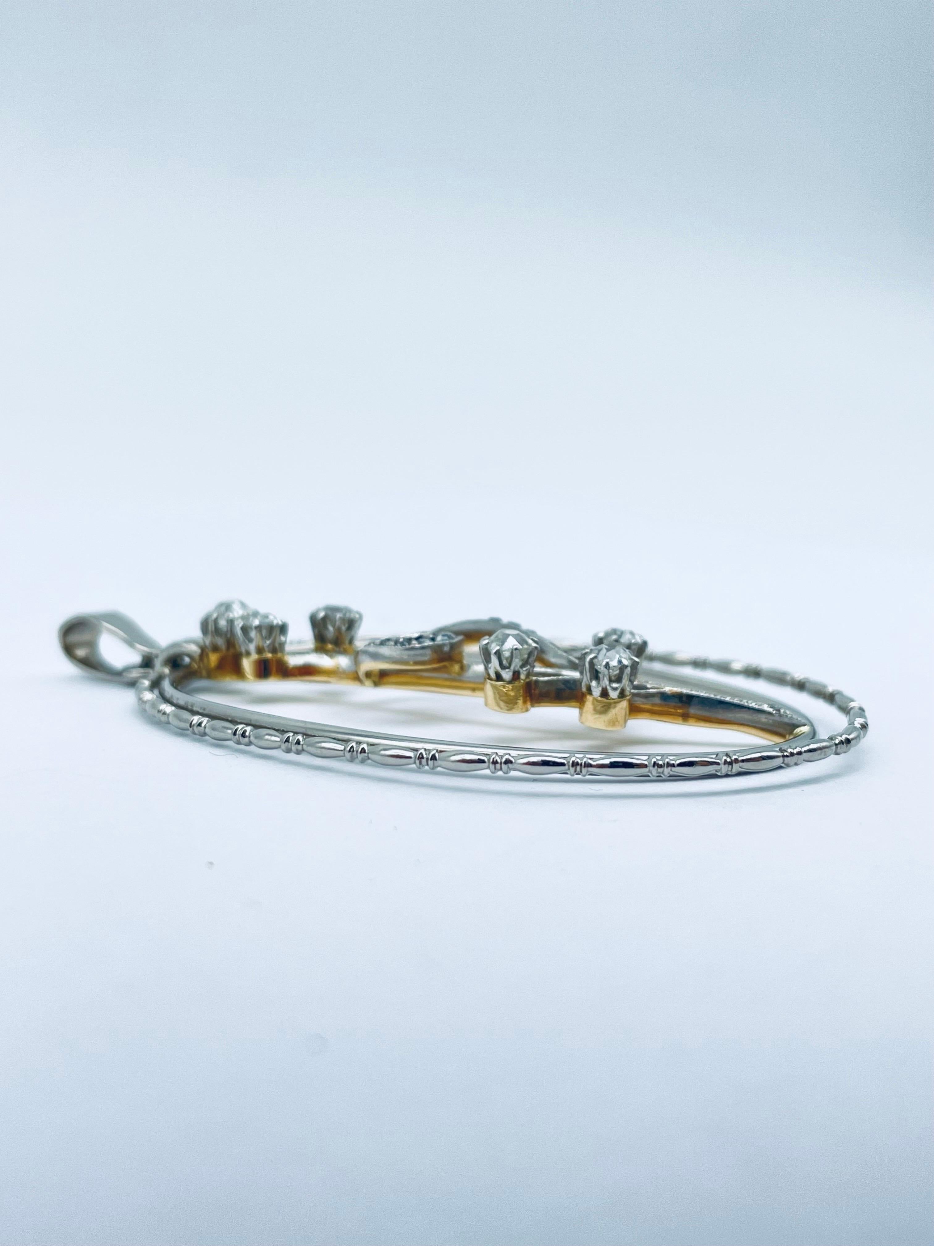 Art Deco Beautiful flower pendant with diamonds 0.6 Carat Brilliants For Sale 4
