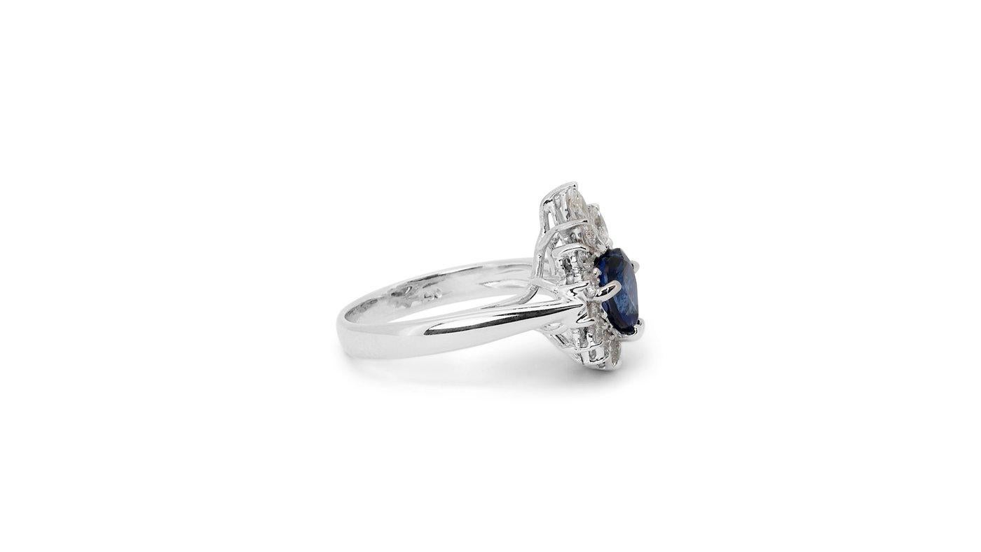 Beautiful 18k White Gold Ring 1.34 Ct Natural Sapphire and Diamonds IGI Cert 1