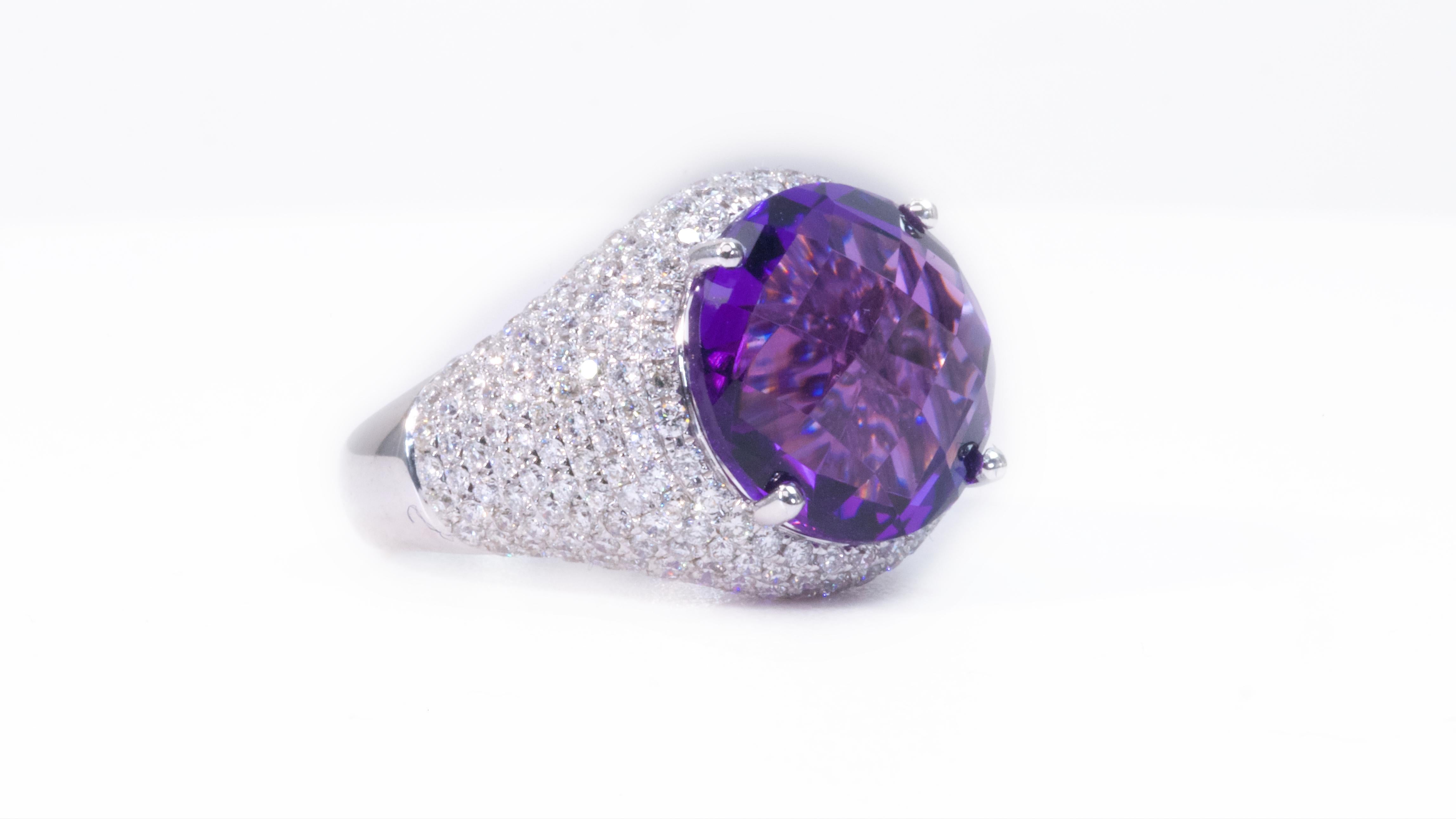 Art Deco Beautiful 18k White Gold Ring 8.30 Ct Natural Amethyst and Diamonds, AIG Cert