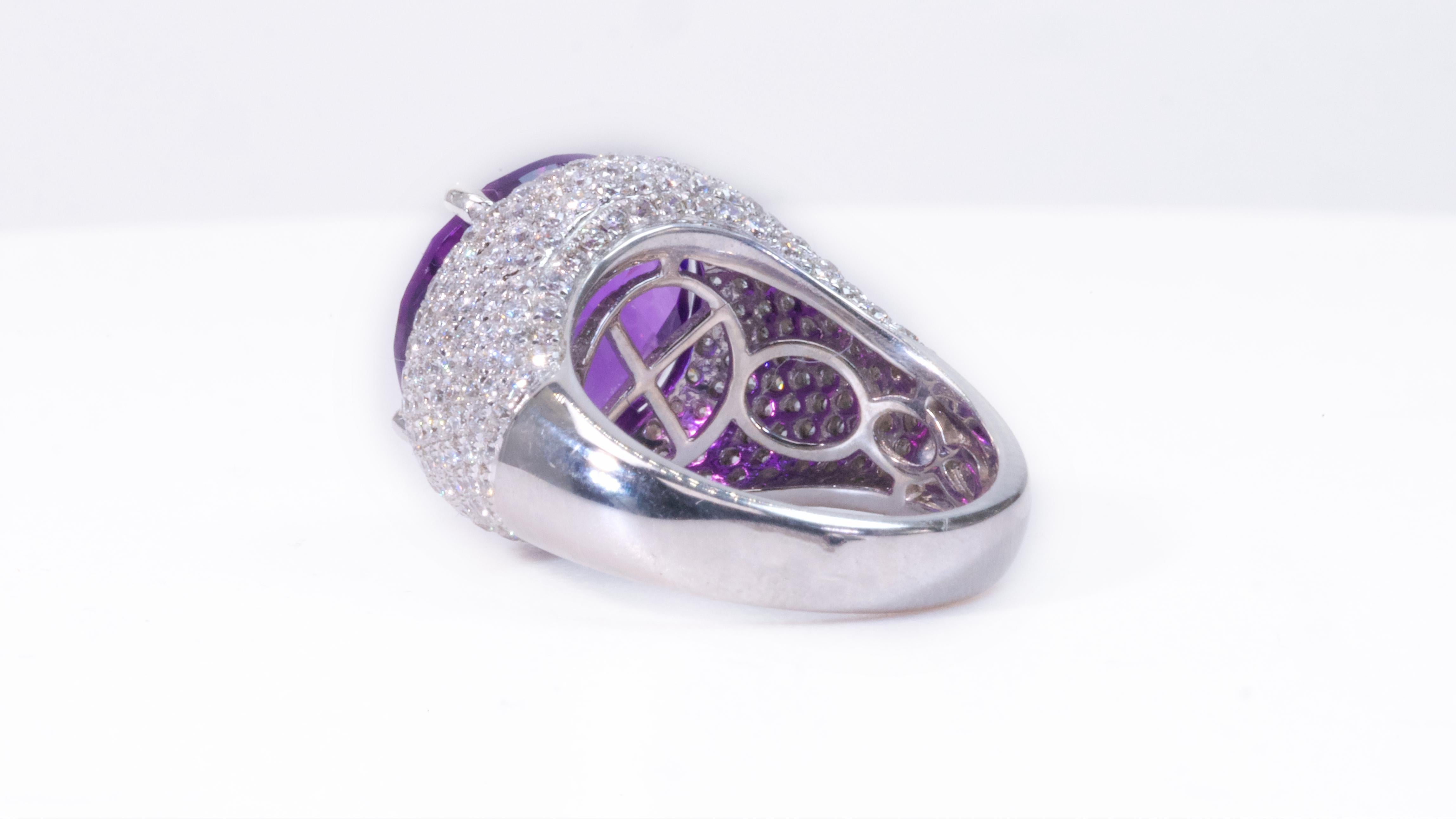 Women's Beautiful 18k White Gold Ring 8.30 Ct Natural Amethyst and Diamonds, AIG Cert