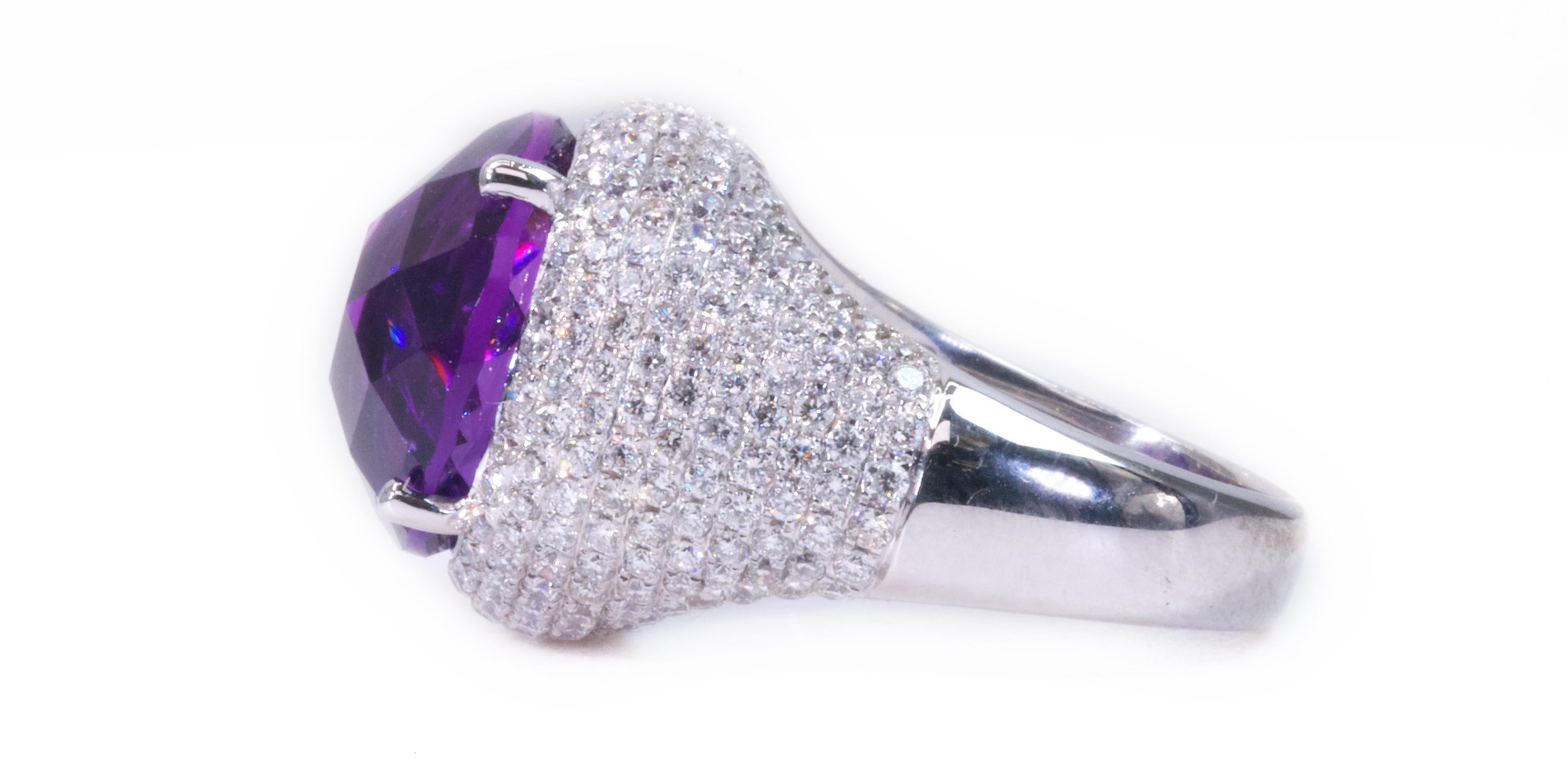 Beautiful 18k White Gold Ring 8.30 Ct Natural Amethyst and Diamonds, AIG Cert 1