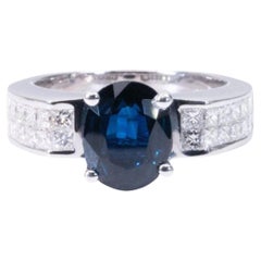 Beautiful 18k White Gold Ring w/ 2ct. Oval Natural Diamond and Sapphire Ring