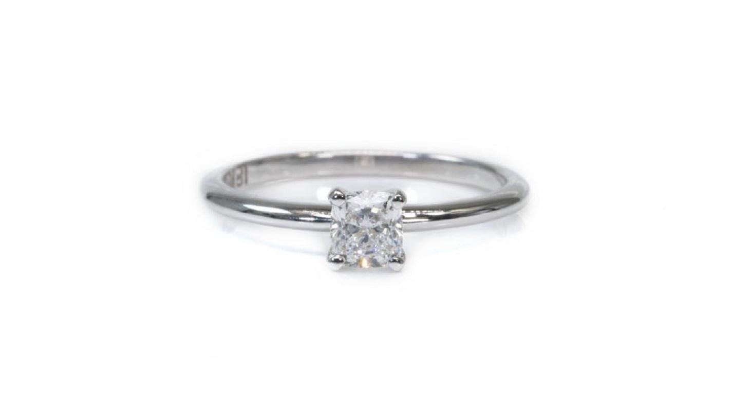 Beautiful cushion cut diamond with ideal cut diamond mounted in a classic and fine ring made from 18k white gold diamond ring with GIA certificate for the main stone.

-1 diamond main stones of 0.50 ct.
cut: cushion
color: E
clarity: VS1
cut grade: