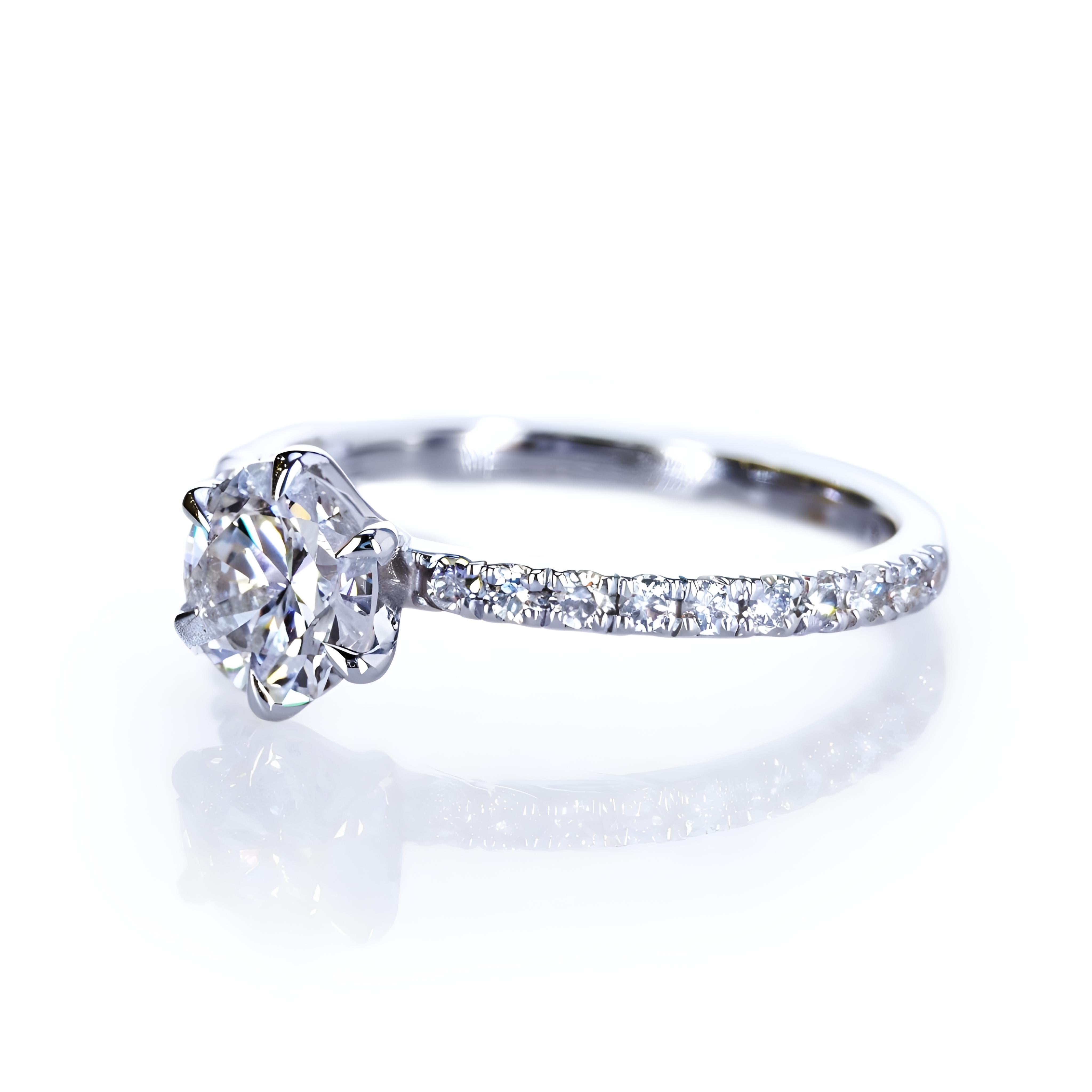 Modern Beautiful 18K White Gold Ring with 1.20ct Natural Diamonds, Engagement Jewelry For Sale