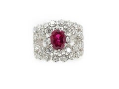 Beautiful 18K White Gold Ring with 5.80  ct Natural Diamonds- NYG Certificate