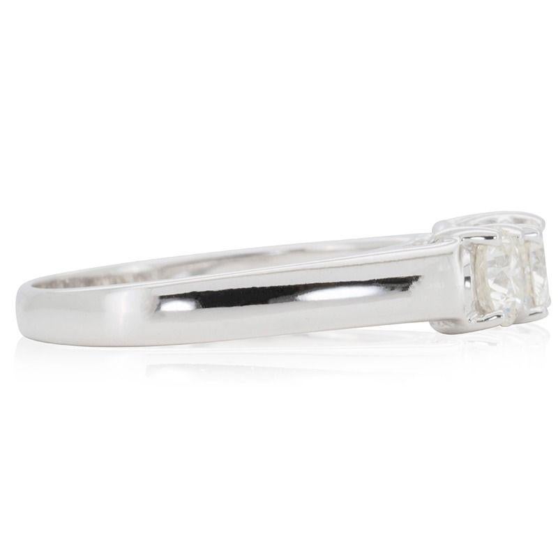 Beautiful 18k White Gold Three Stone Ring with 0.98ct Natural Diamonds NGI Cert For Sale 2