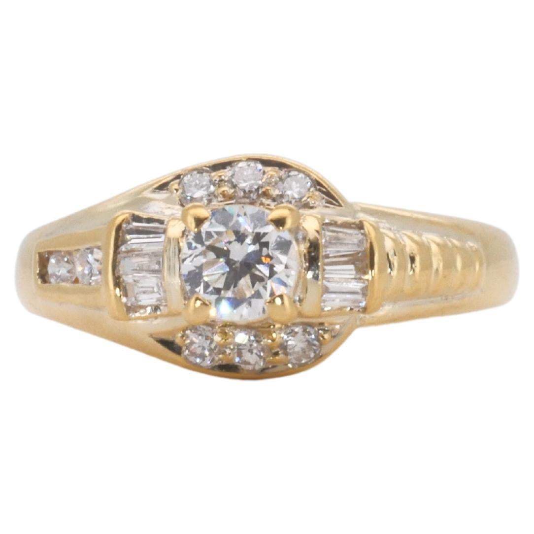 Beautiful 18k Yellow Gold Cluster Ring w/ 0.48 Carat Weight of Natural Diamonds For Sale