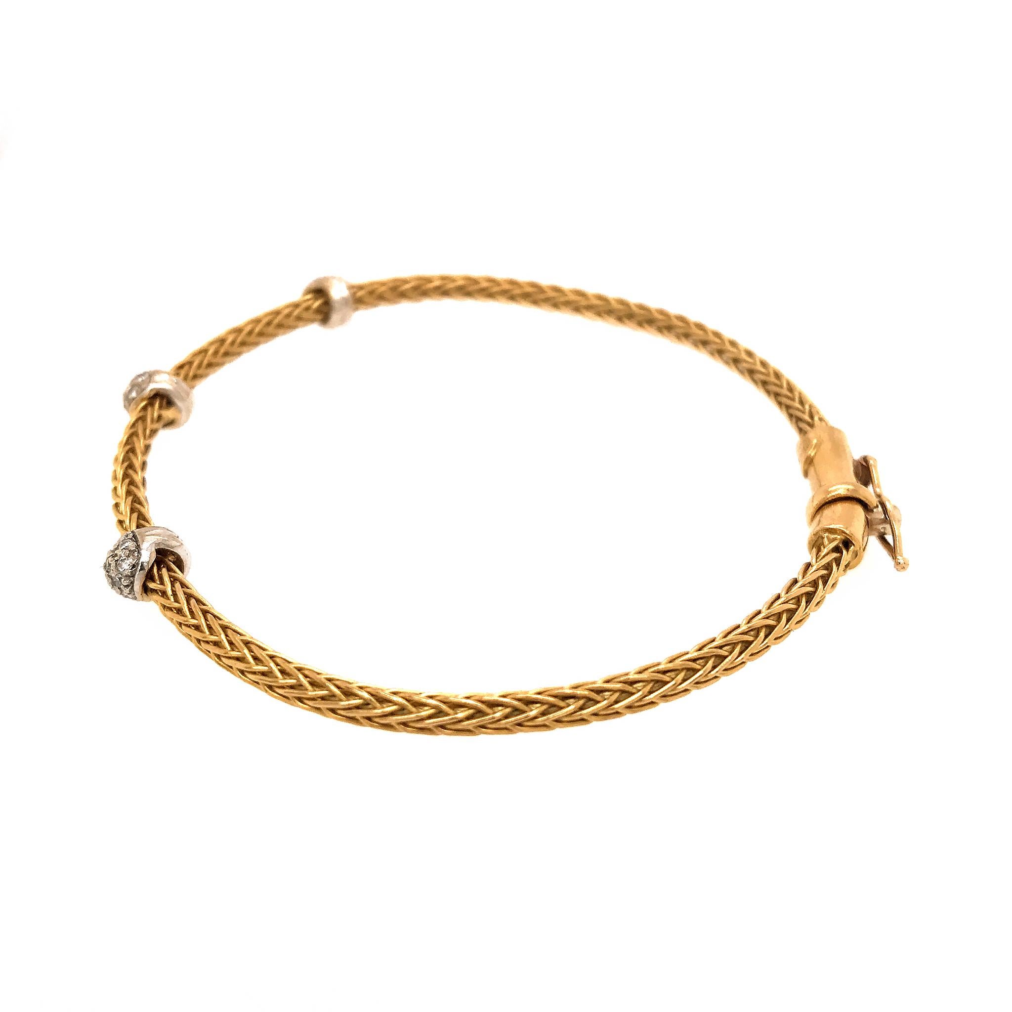 Women's Beautiful 18 Karat Yellow Gold Diamond Cable Bracelet