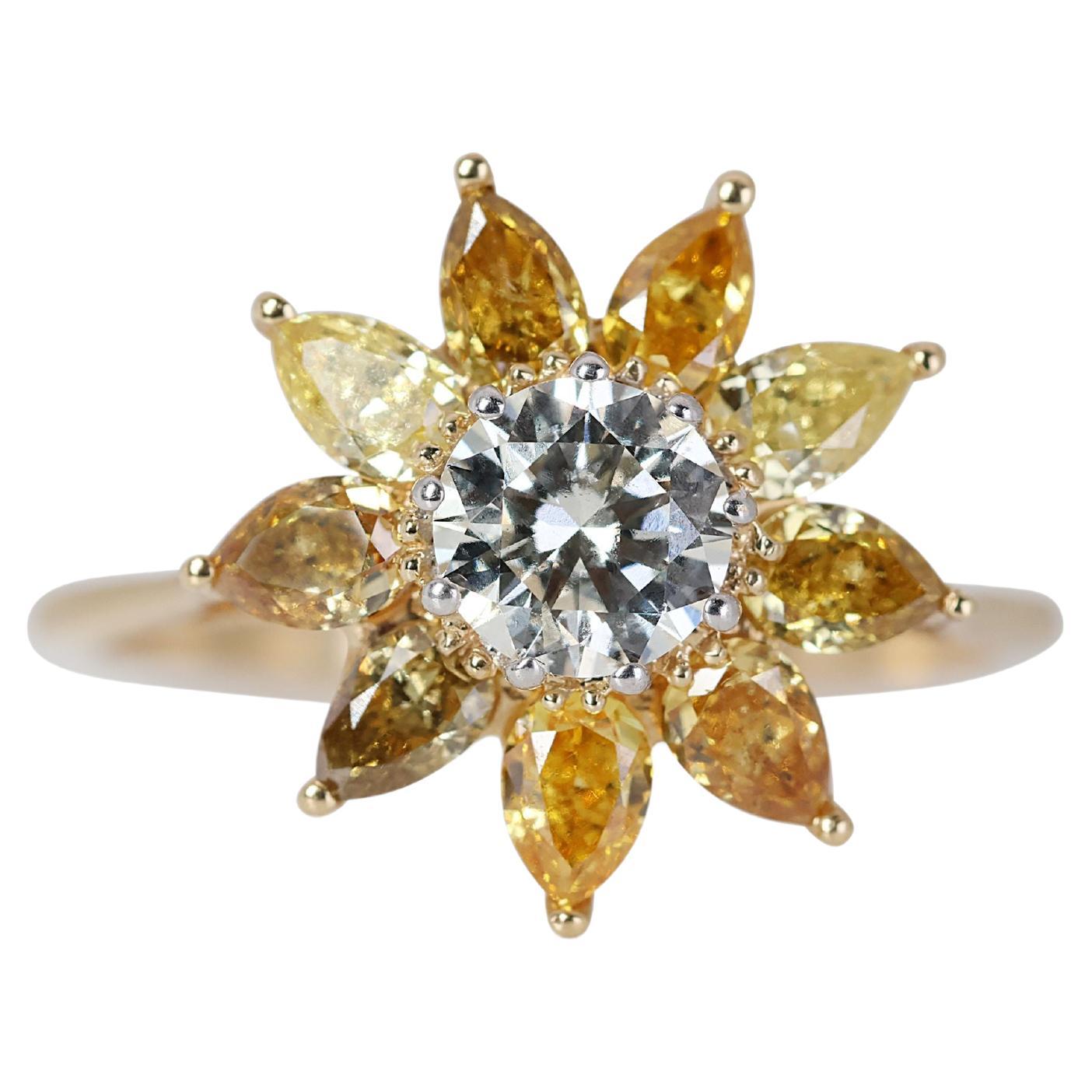 Beautiful 18K Yellow Gold Diamond Ring with 1.160 Ct Natural Diamonds, NGI Cert