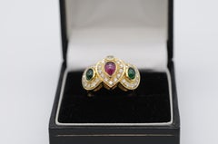 Beautiful 18k Yellow Gold Men's Ring, Cabochon and Diamonds