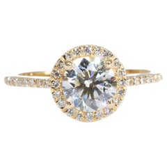 Beautiful 18K Yellow Gold Ring with 1.20 Ct Natural Diamonds, AIG Certificate