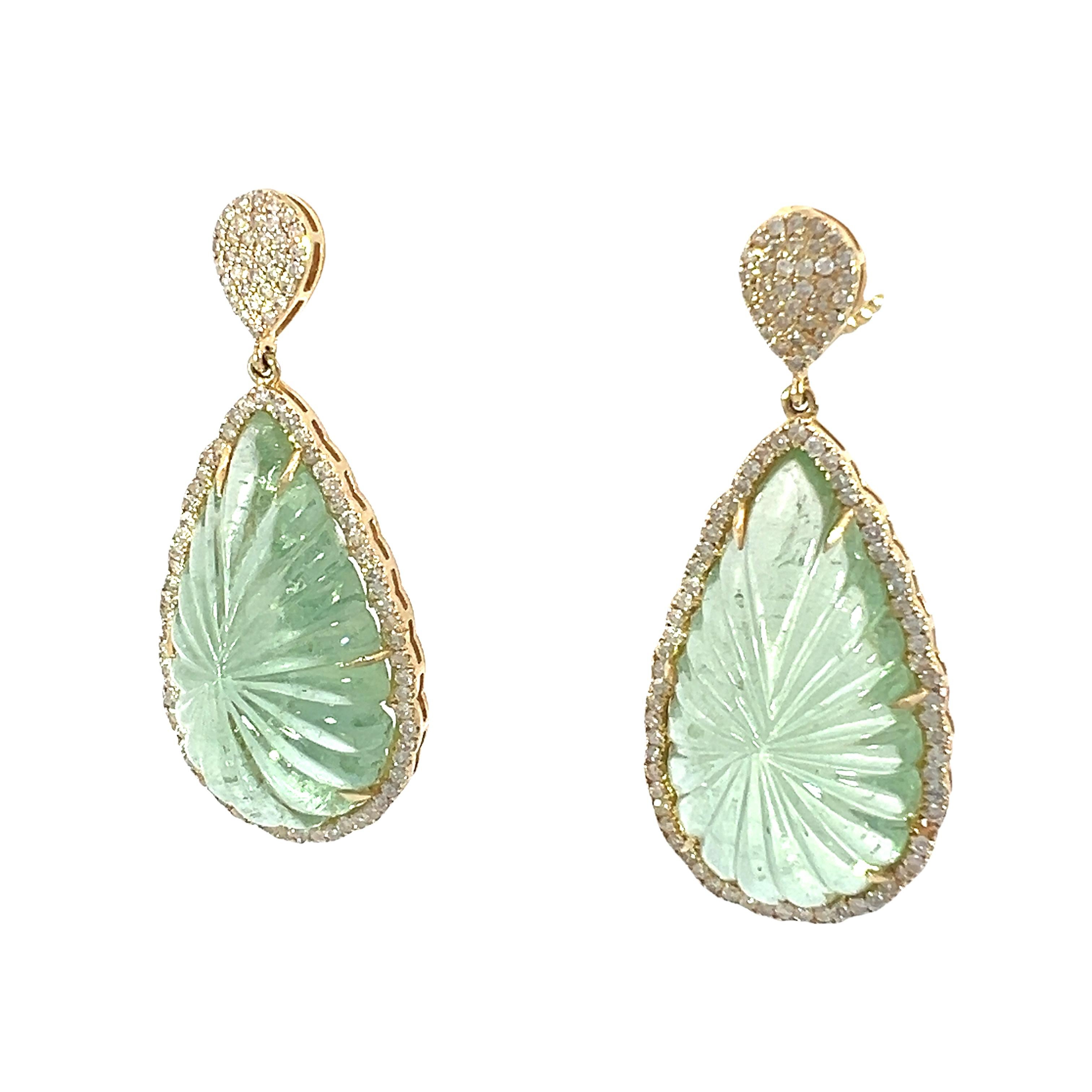 Beautiful 18Kt natural green aquamarine and diamond earrings In New Condition For Sale In New York, NY