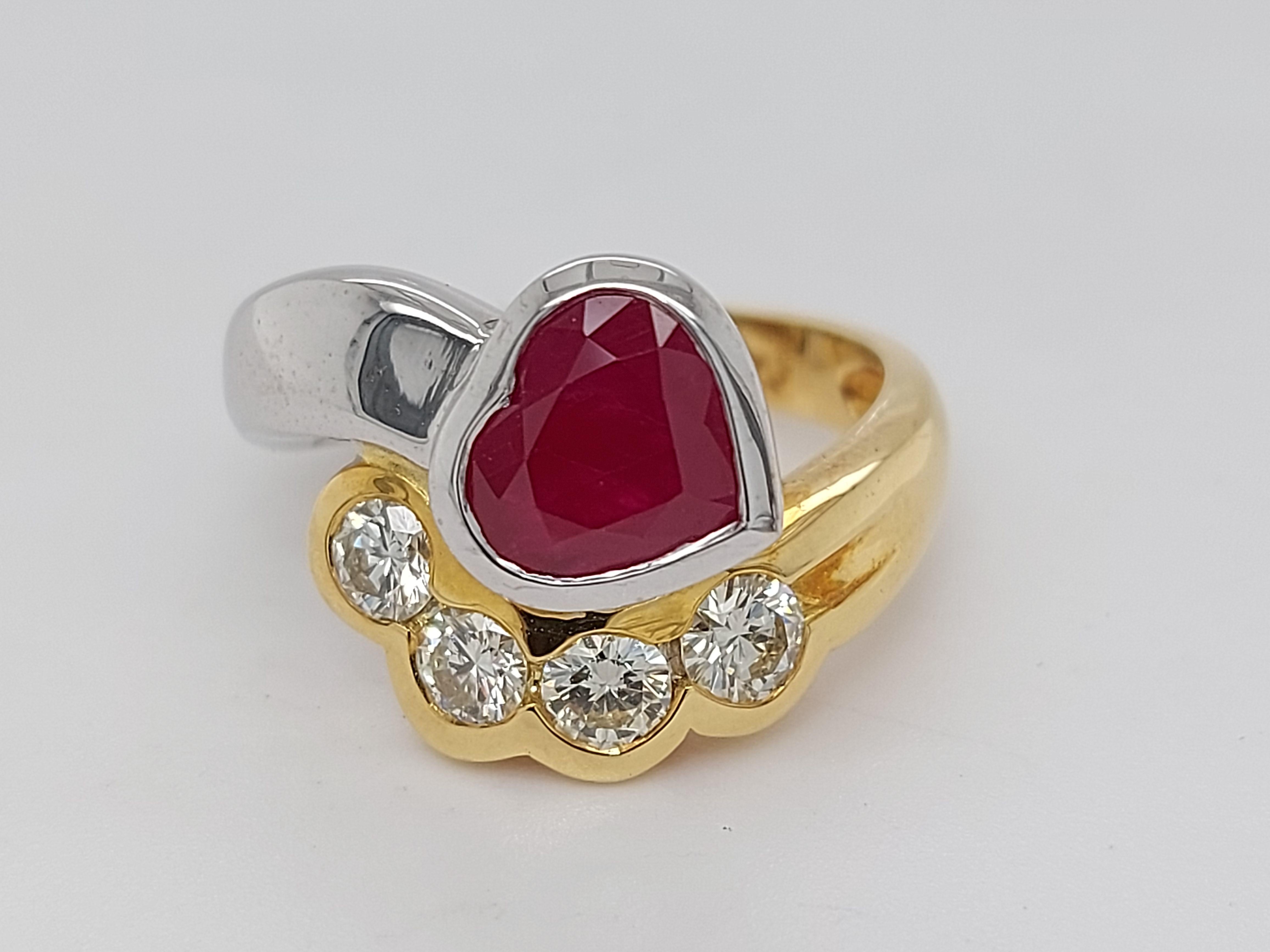 Artisan Beautiful 18kt Yellow and White Gold Ring with 4 Diamonds and Heart Shaped Ruby For Sale
