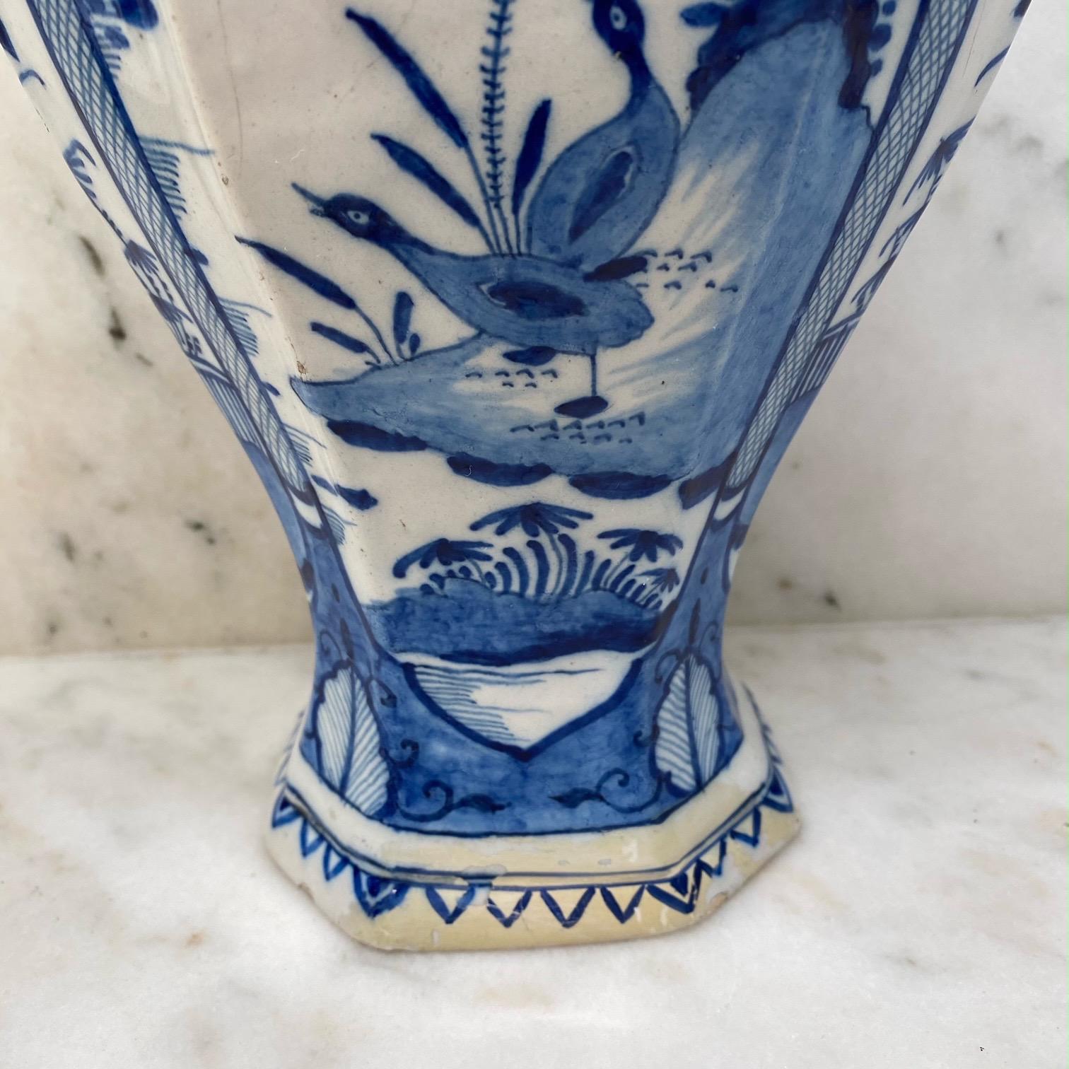 Beautiful 18th Century Dutch Delft Blue and White Earthenware Vase with Top For Sale 2