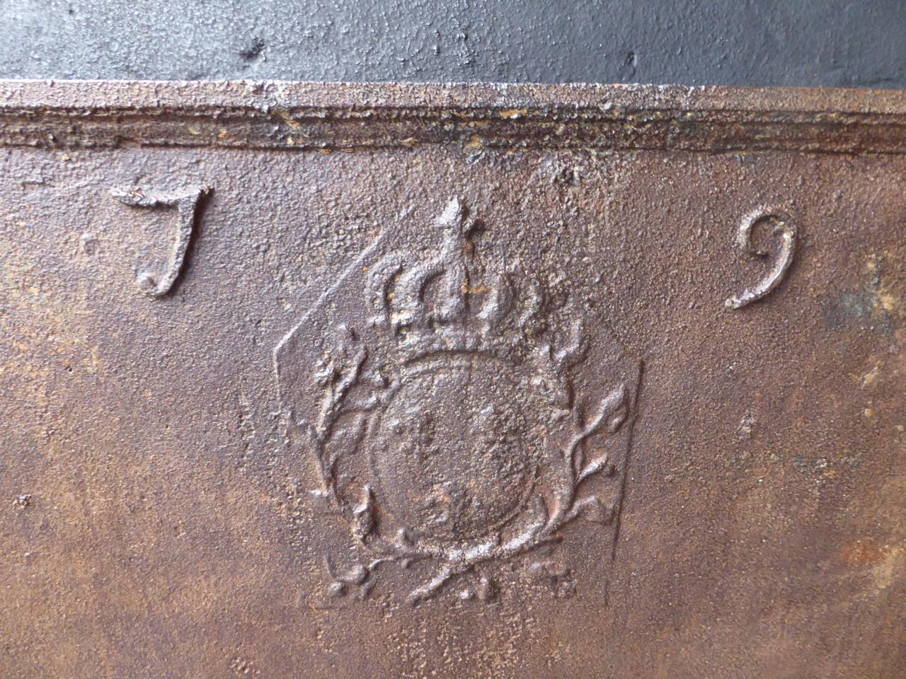 Cast Beautiful 18th Century French Louis XV 'Arms of France' Fireback / Backsplash For Sale