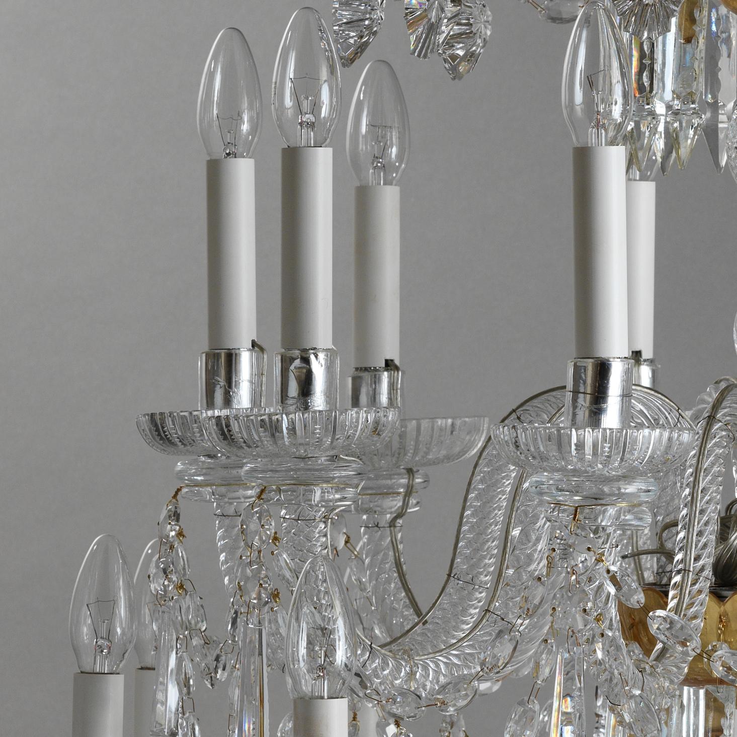 Italian 18th Century Style Crystal and Blown Glass Chandelier by Gherardo Degli Albizzi For Sale