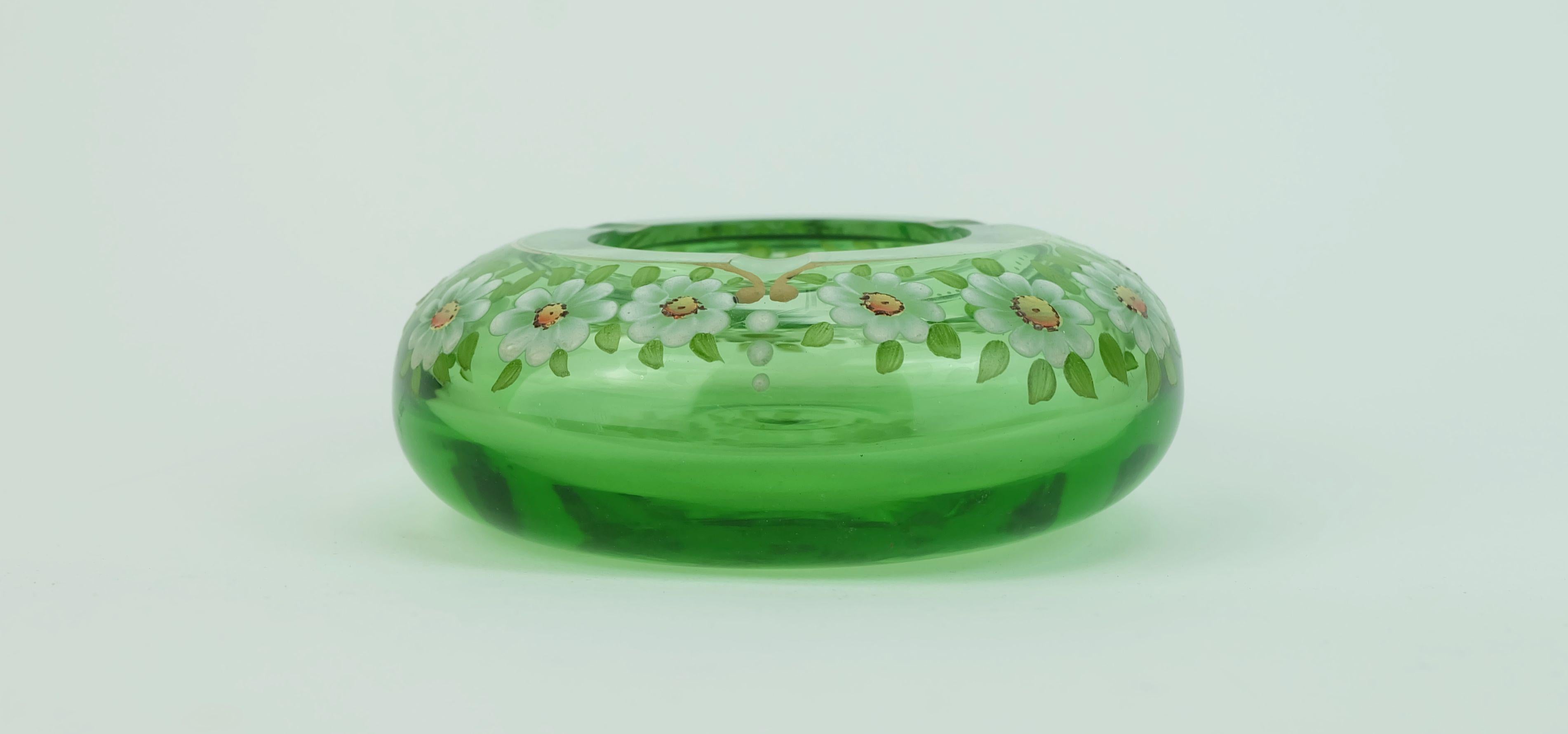 beautiful 1930s glass ASHTRAY handpainted floral decor For Sale 3