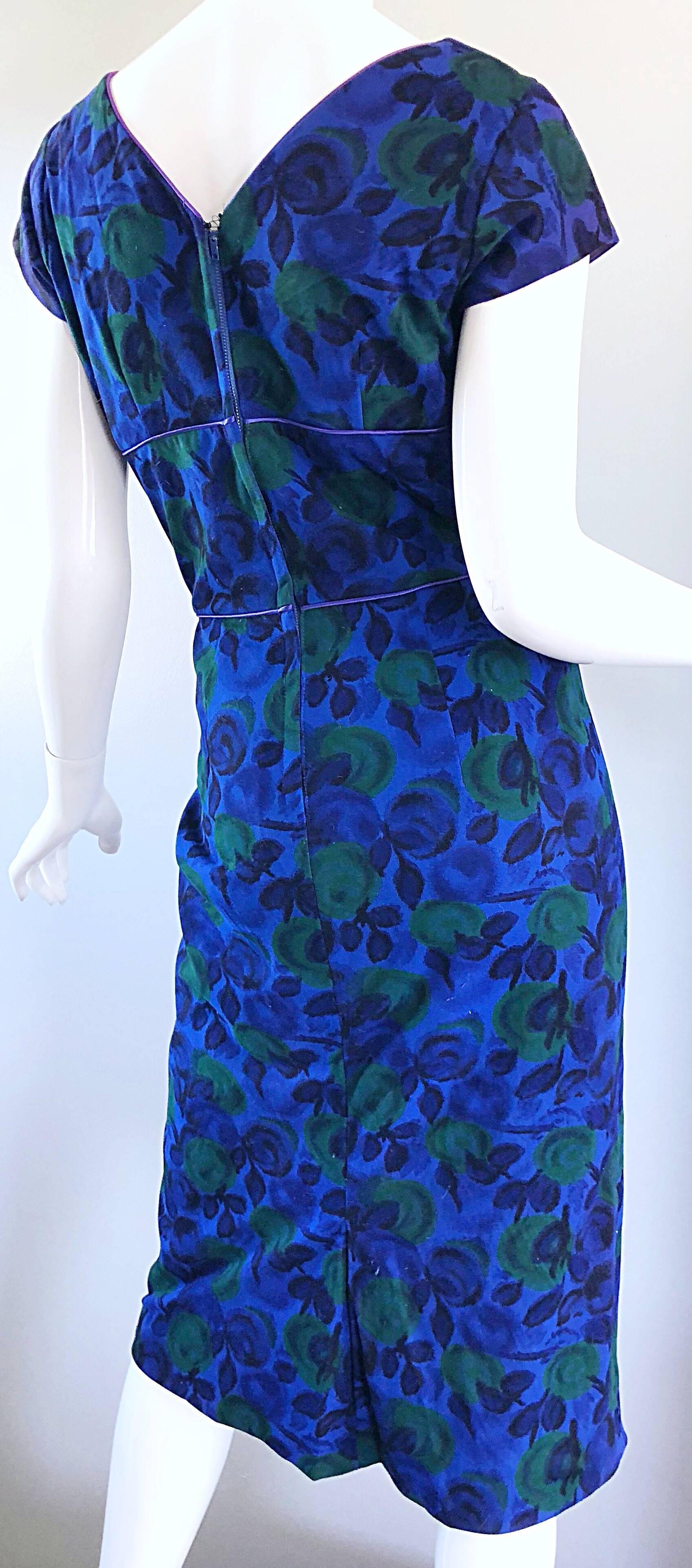 Beautiful 1950s Fruit Print Blue + Green Vintage 50s Wool Bombshell Wiggle Dress For Sale 3
