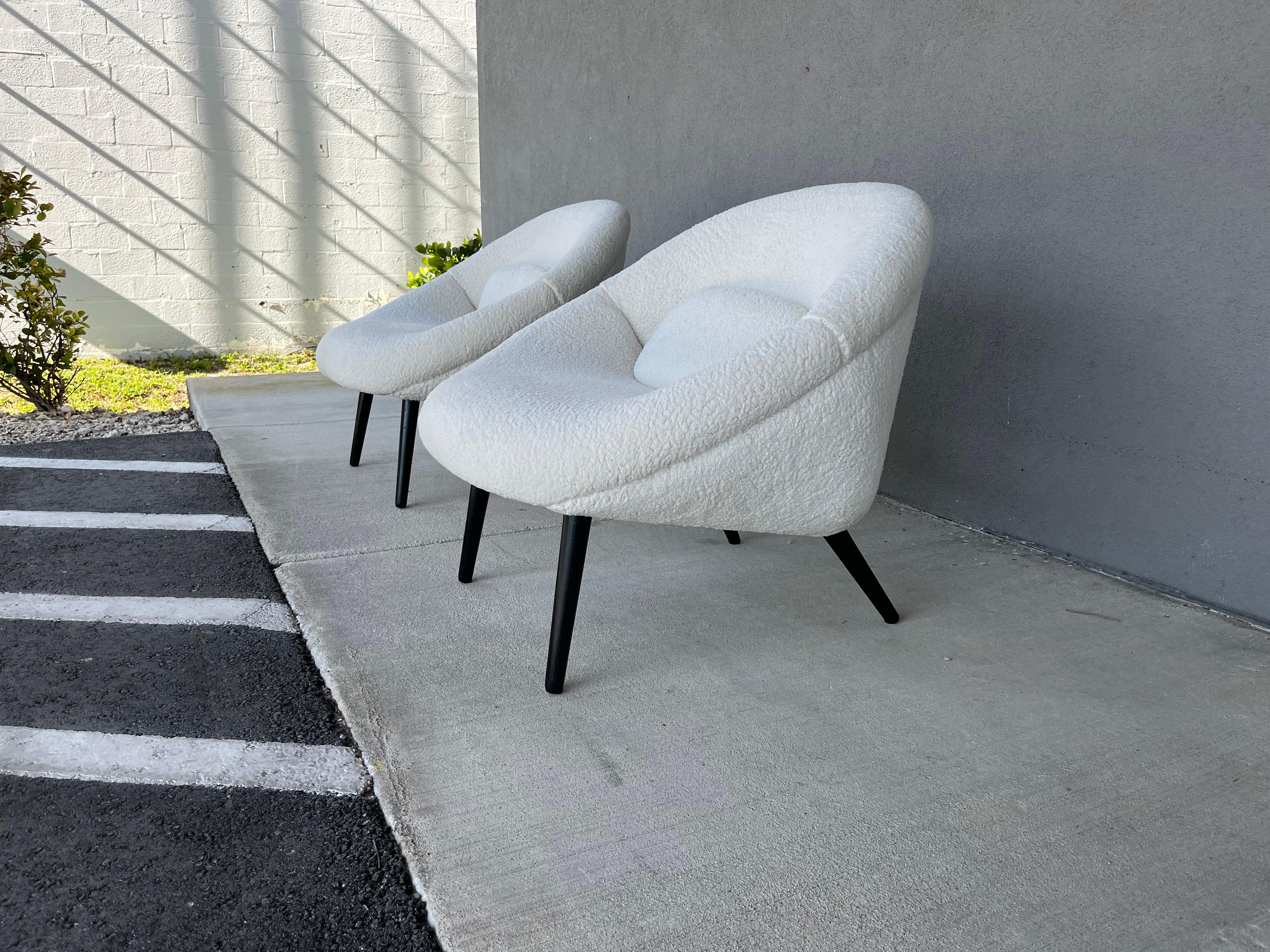 Beautiful 1950s Lounge Chairs, Faux Sheepskin, Mid Century For Sale 6
