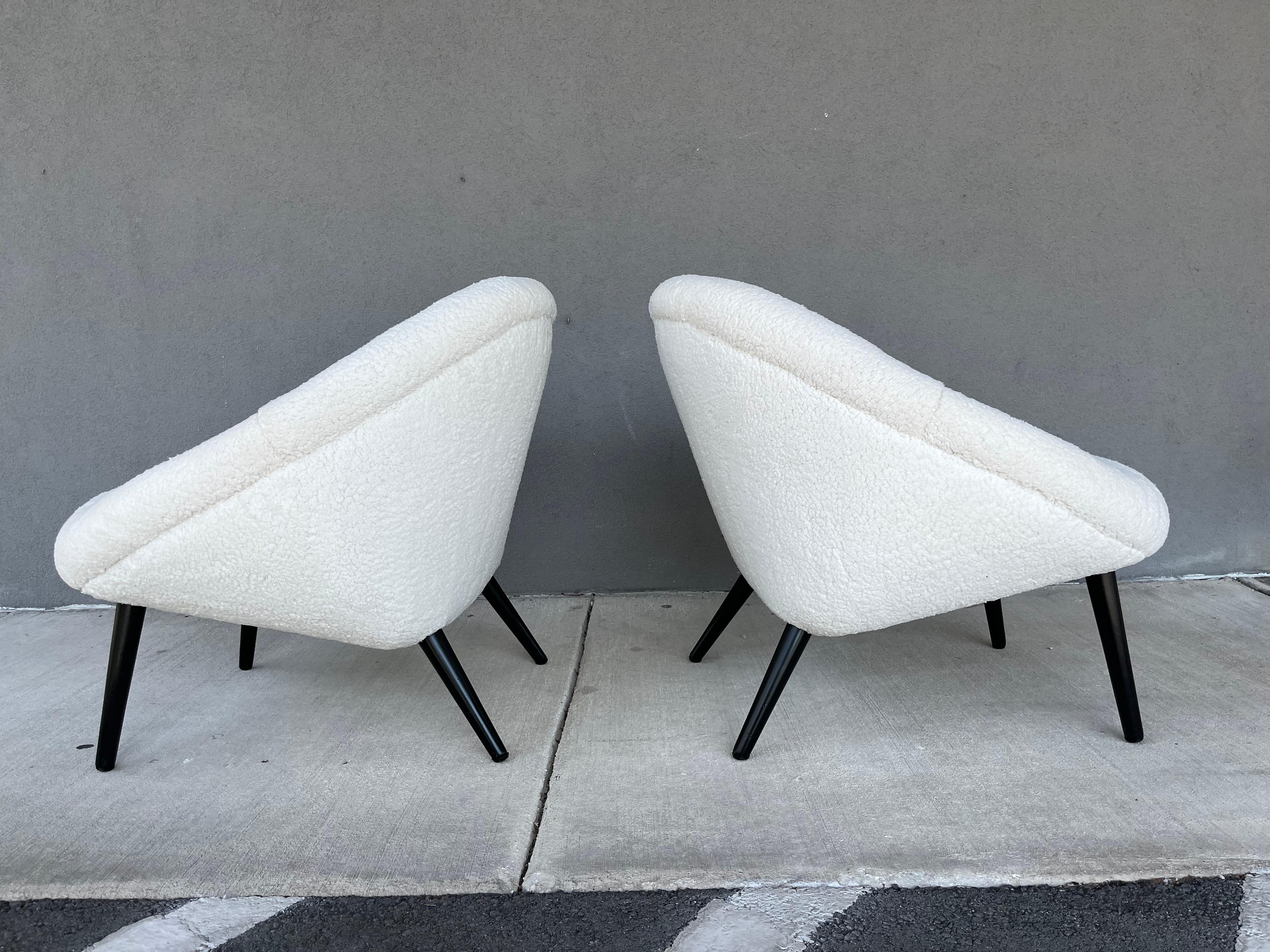 Beautiful 1950s Lounge Chairs, Faux Sheepskin, Mid Century For Sale 8