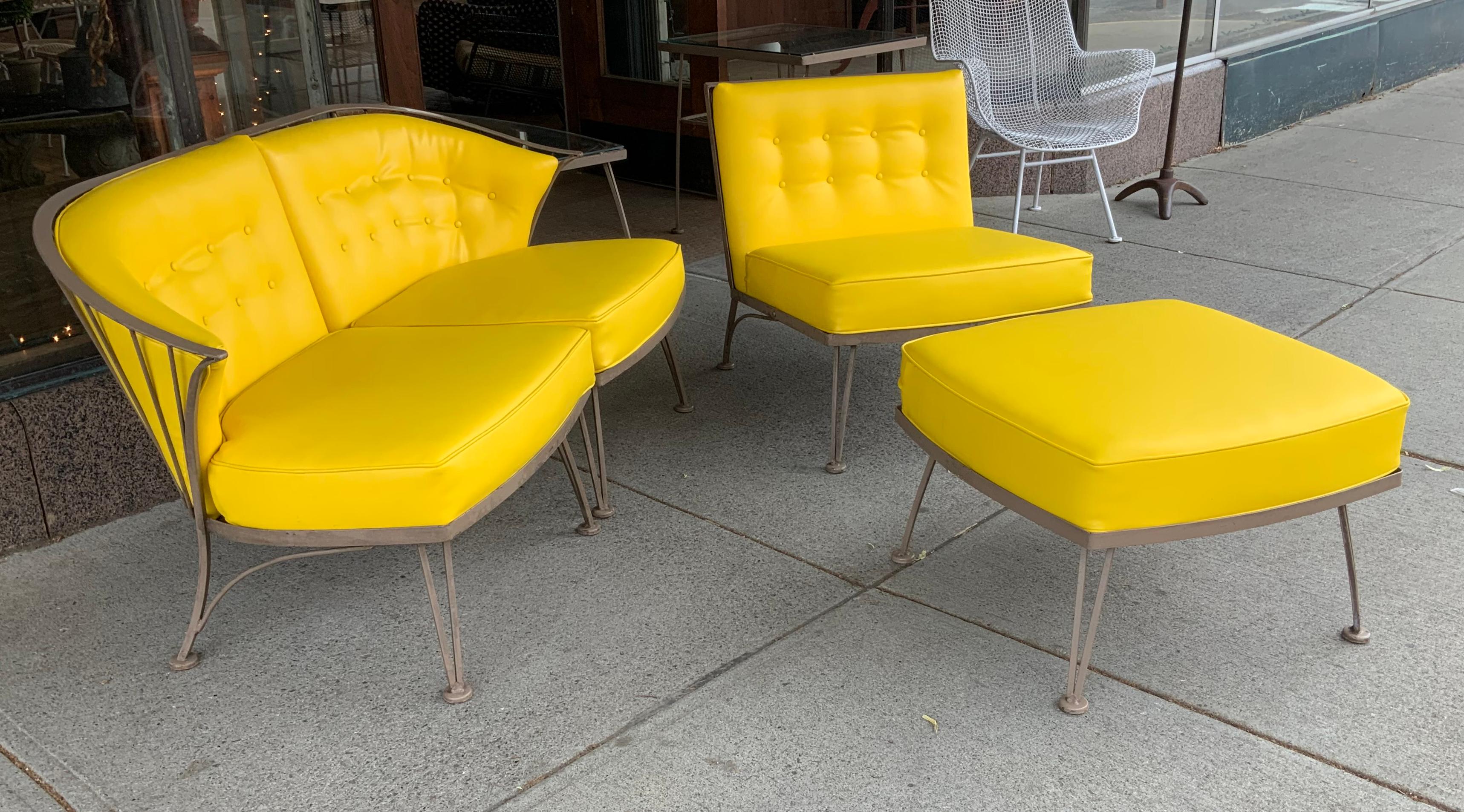 Beautiful 1950's Pinecrest Lounge Sofa & Chair by Woodard In Good Condition For Sale In Hudson, NY