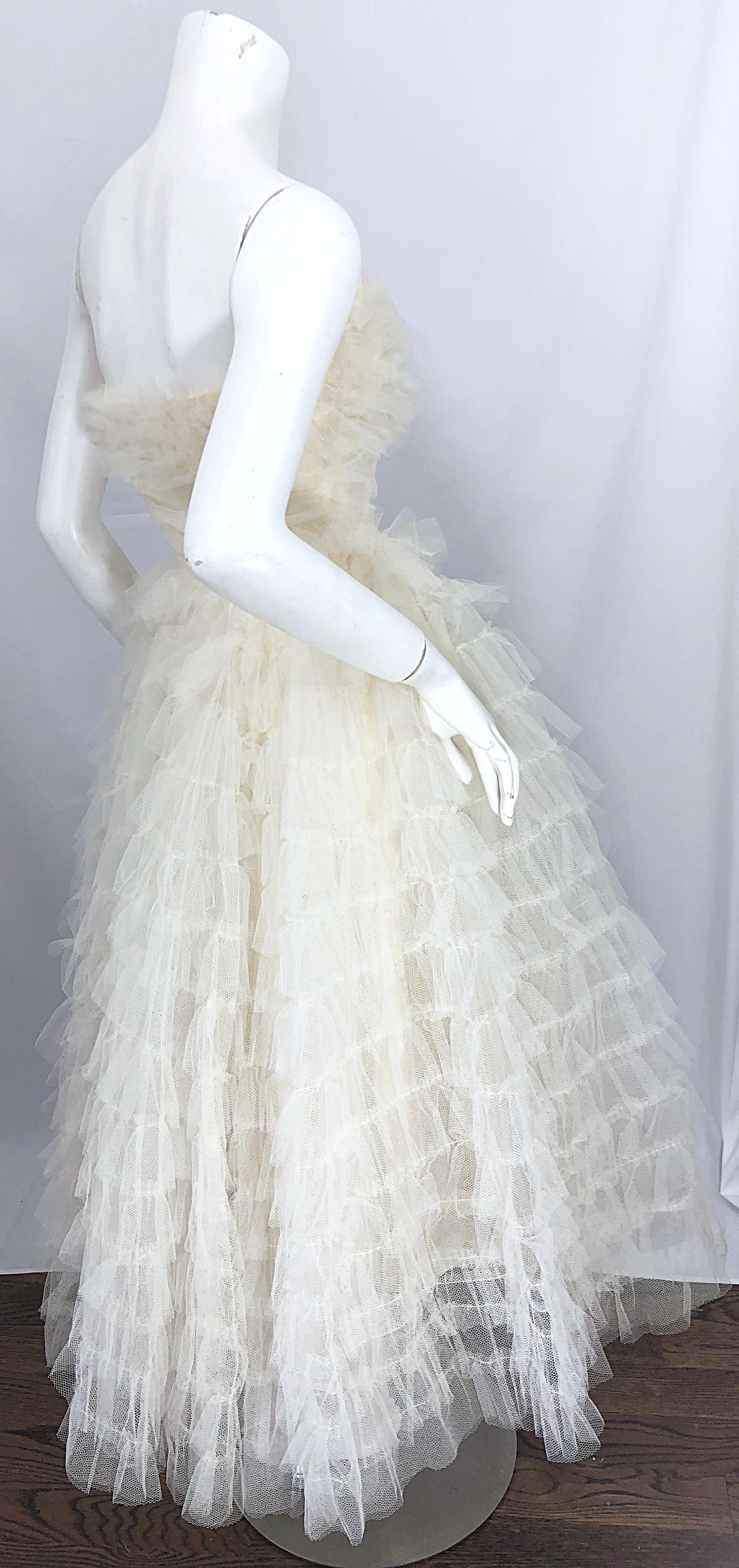 Magnifique robe bustier vintage sans bretelles en tulle blanc demi-couture des années 1950 Excellent état - En vente à San Diego, CA