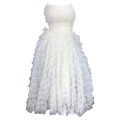 Magnifique robe bustier vintage sans bretelles en tulle blanc demi-couture des années 1950