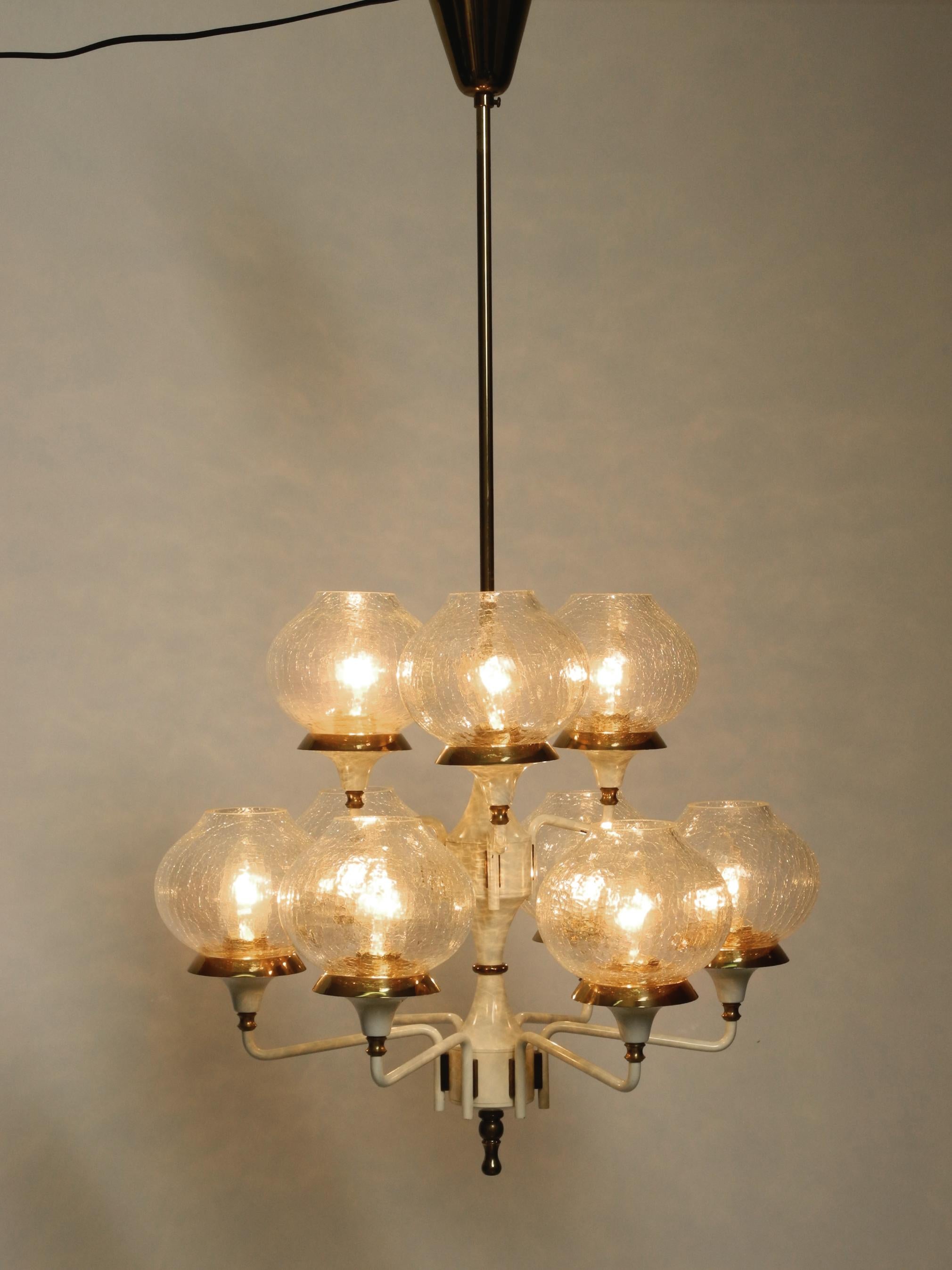Beautiful 1960s brass glass Tulipan ceiling lamp by Hans Agne Jakobsson In Good Condition For Sale In München, DE