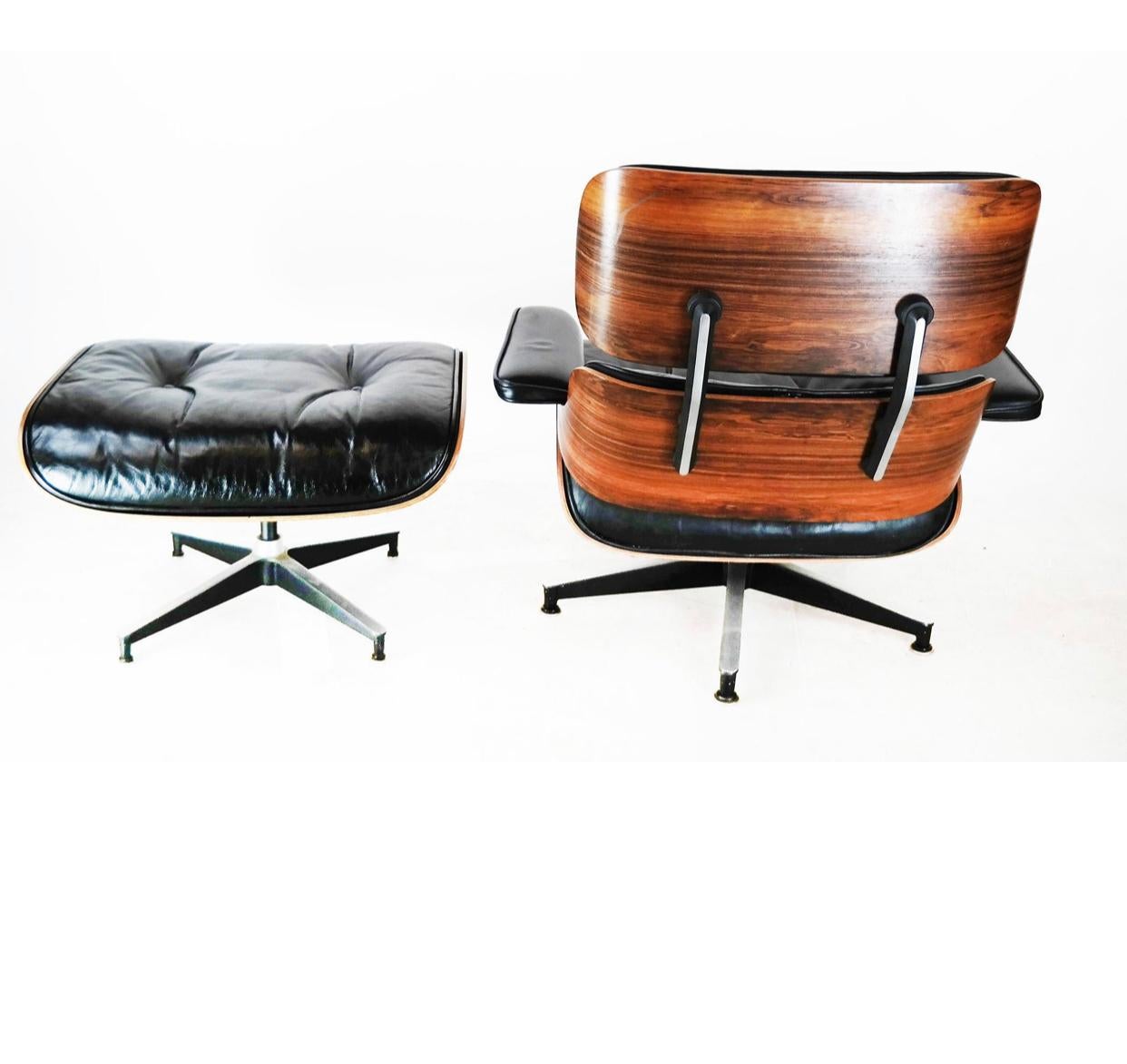 Mid-Century Modern Beautiful 1960s Edition Herman Miller Eames Lounge Chair and Ottoman