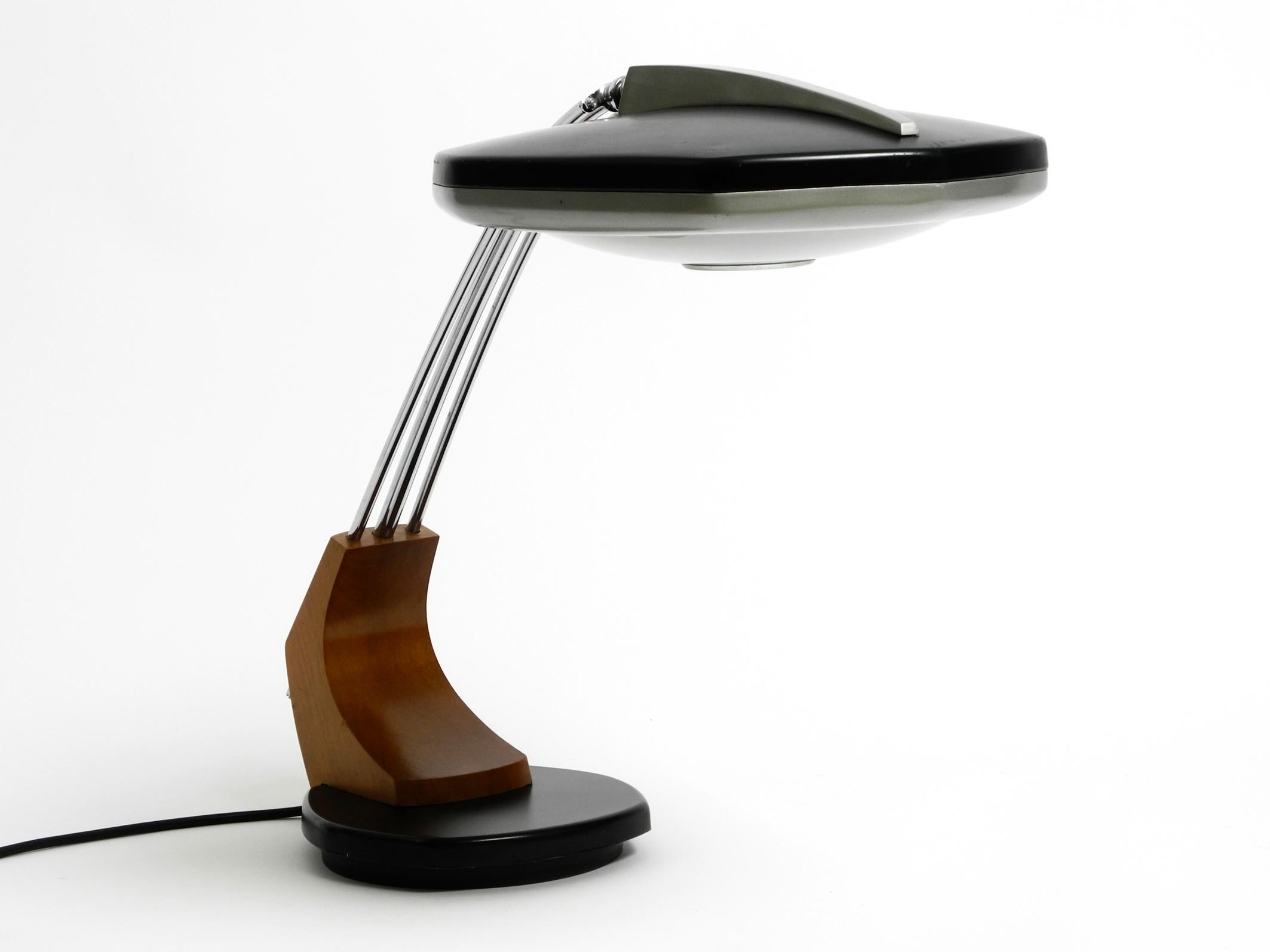 Beautiful 1960s Fase Table Lamp Model Falux, Older Model, Made in Spain For Sale 12