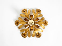 Bellissima lampada da soffitto in ferro placcato oro degli anni ’60, in stile brutalista-Florentine