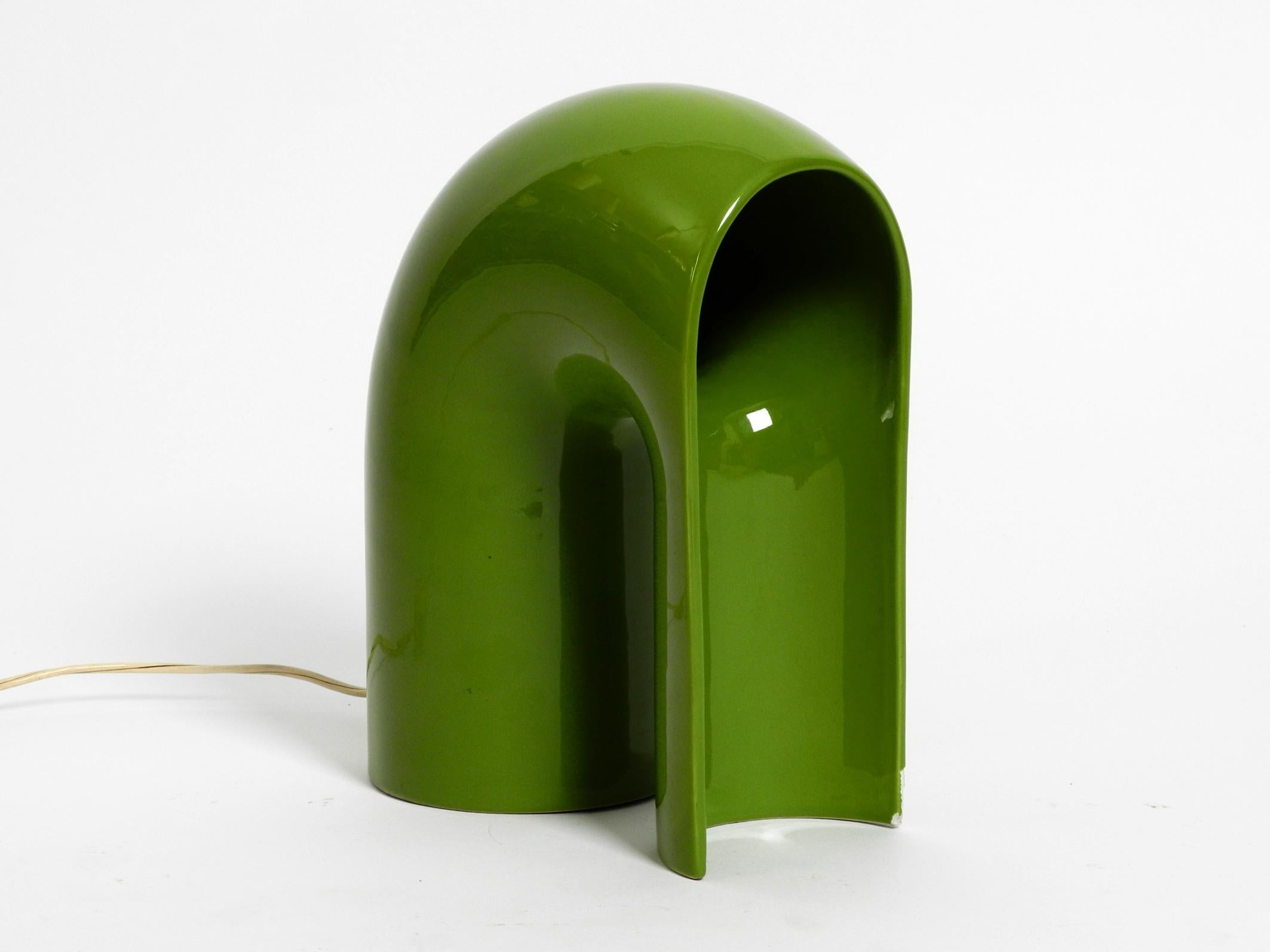 Italian Beautiful 1960s Green Pop Art Space Age Ceramic Table Lamp by Sele-Arte