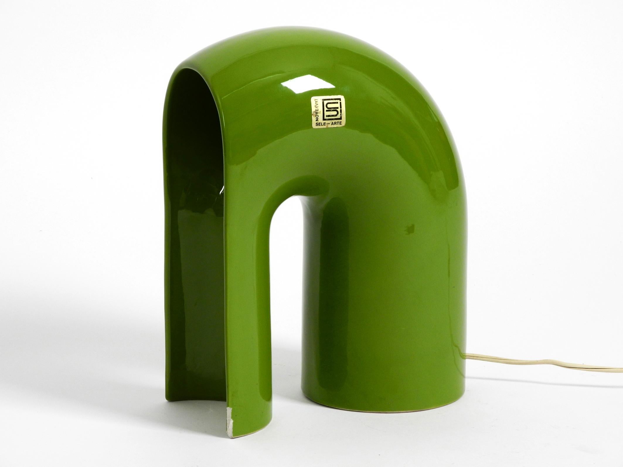 Beautiful 1960s Green Pop Art Space Age Ceramic Table Lamp by Sele-Arte In Good Condition In München, DE