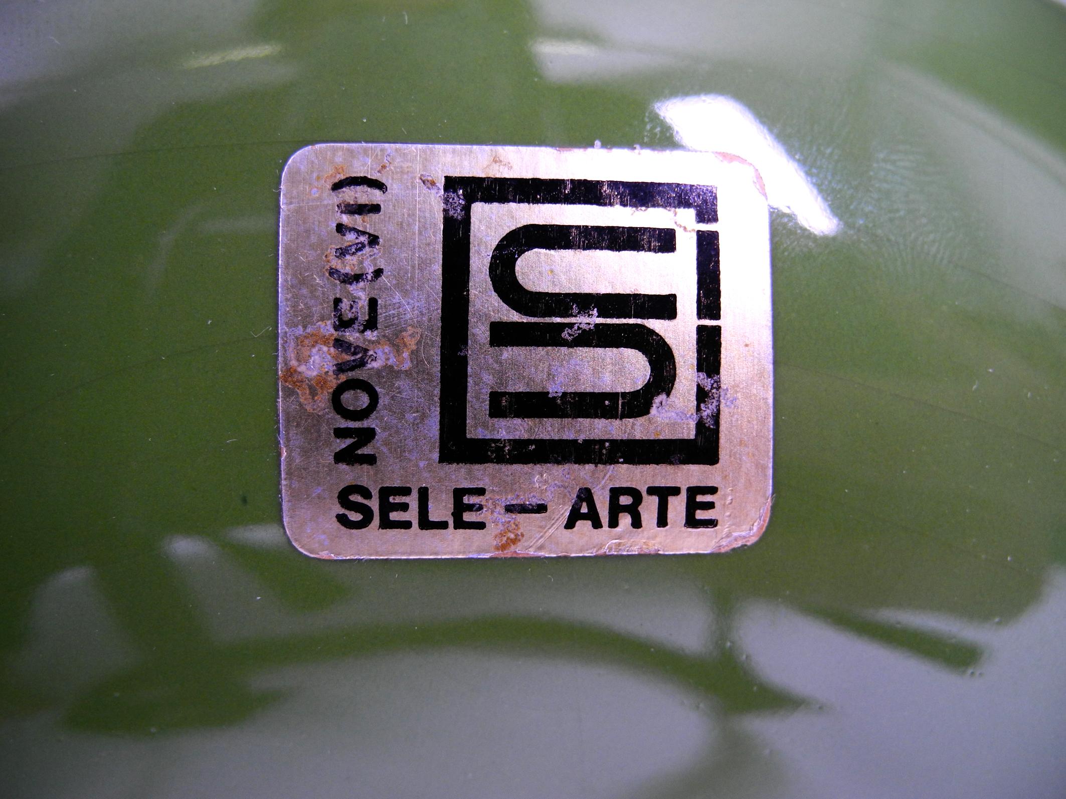 Beautiful 1960s Green Pop Art Space Age Ceramic Table Lamp by Sele-Arte 4