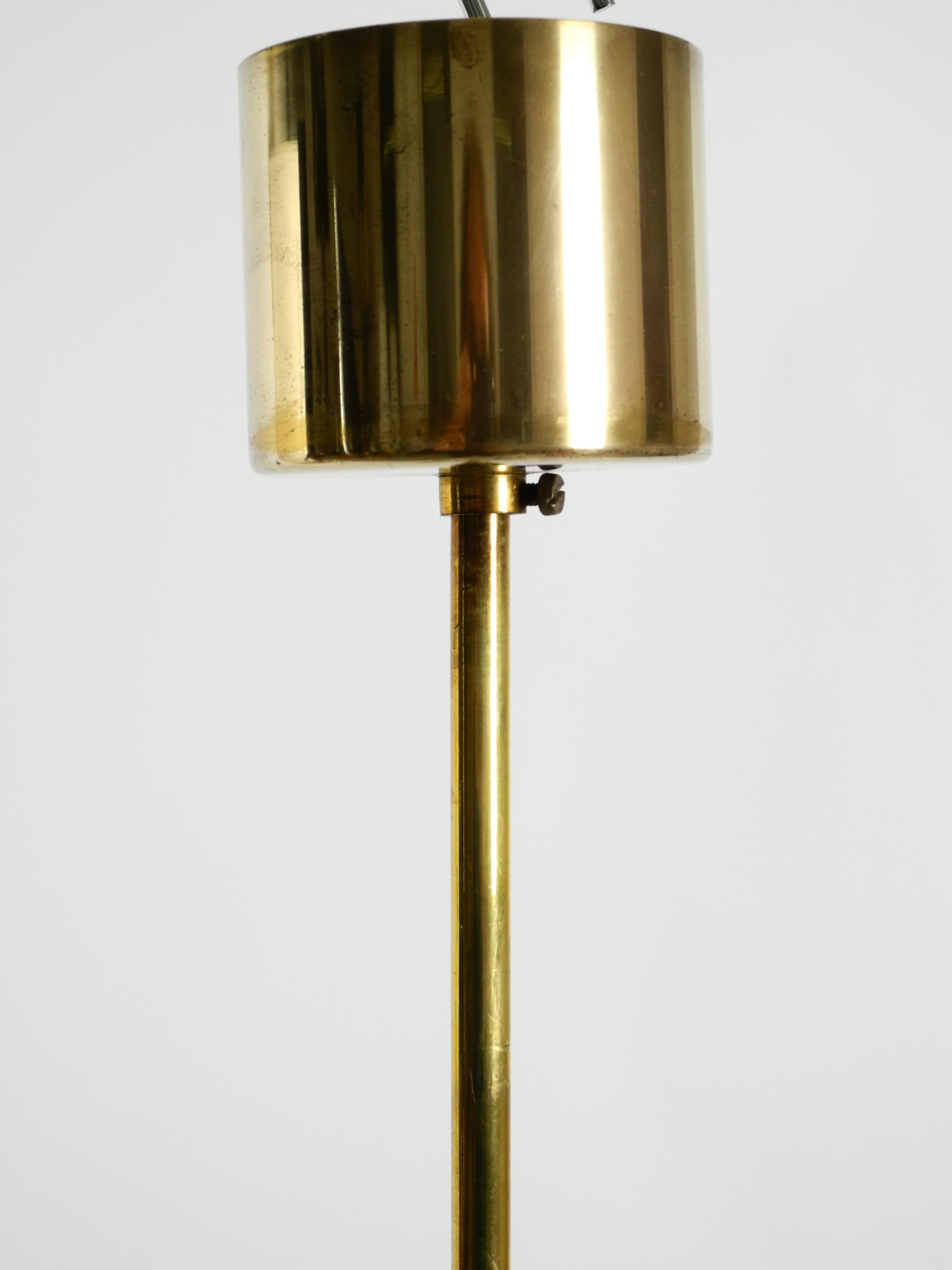 Beautiful 1960s Kaiser Leuchten brass ceiling lamp with 6 opal glass shades en vente 8