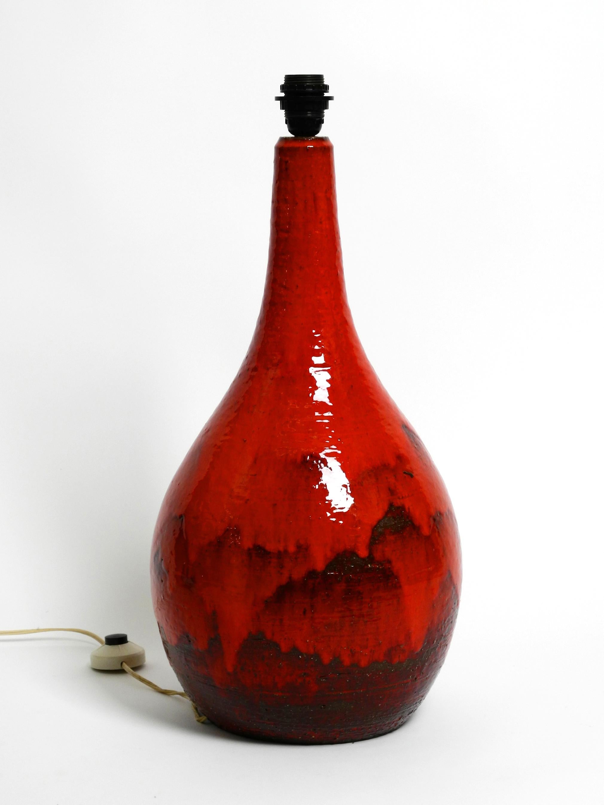 Beautiful 1960s Large Hand Painted Red Ceramic Floor Lamp For Sale 11