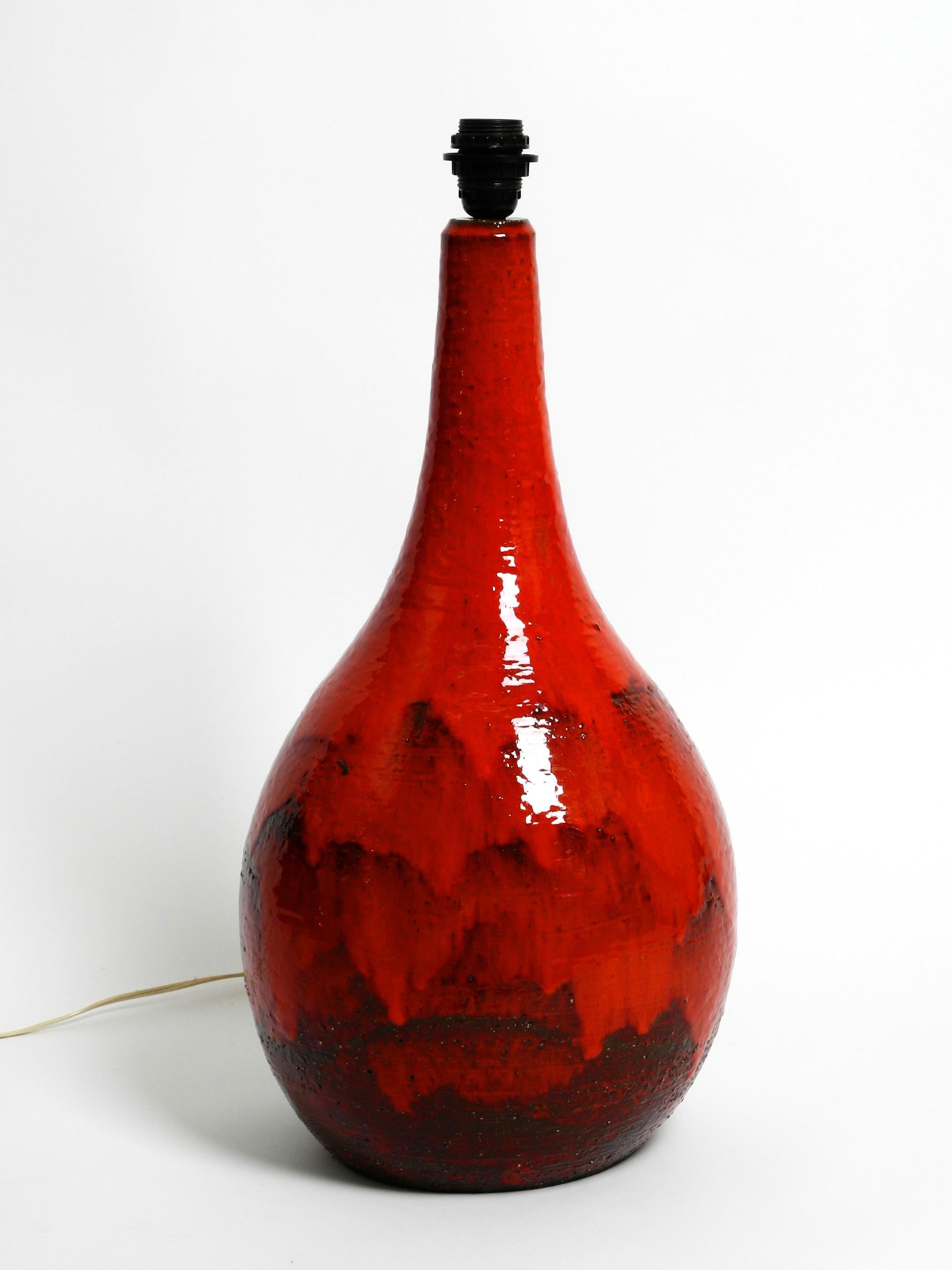 Beautiful 1960s Large Hand Painted Red Ceramic Floor Lamp For Sale 12