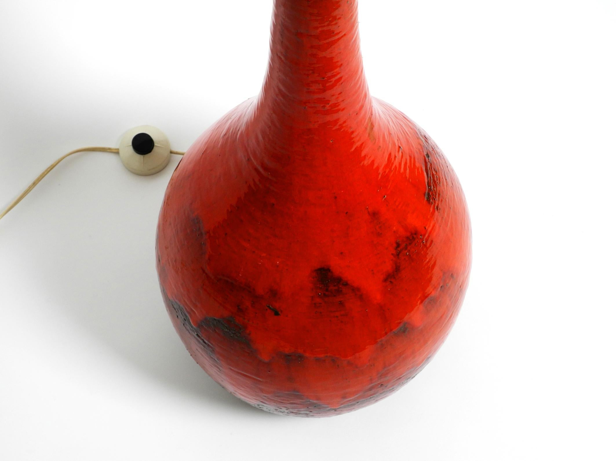 Beautiful 1960s Large Hand Painted Red Ceramic Floor Lamp For Sale 2