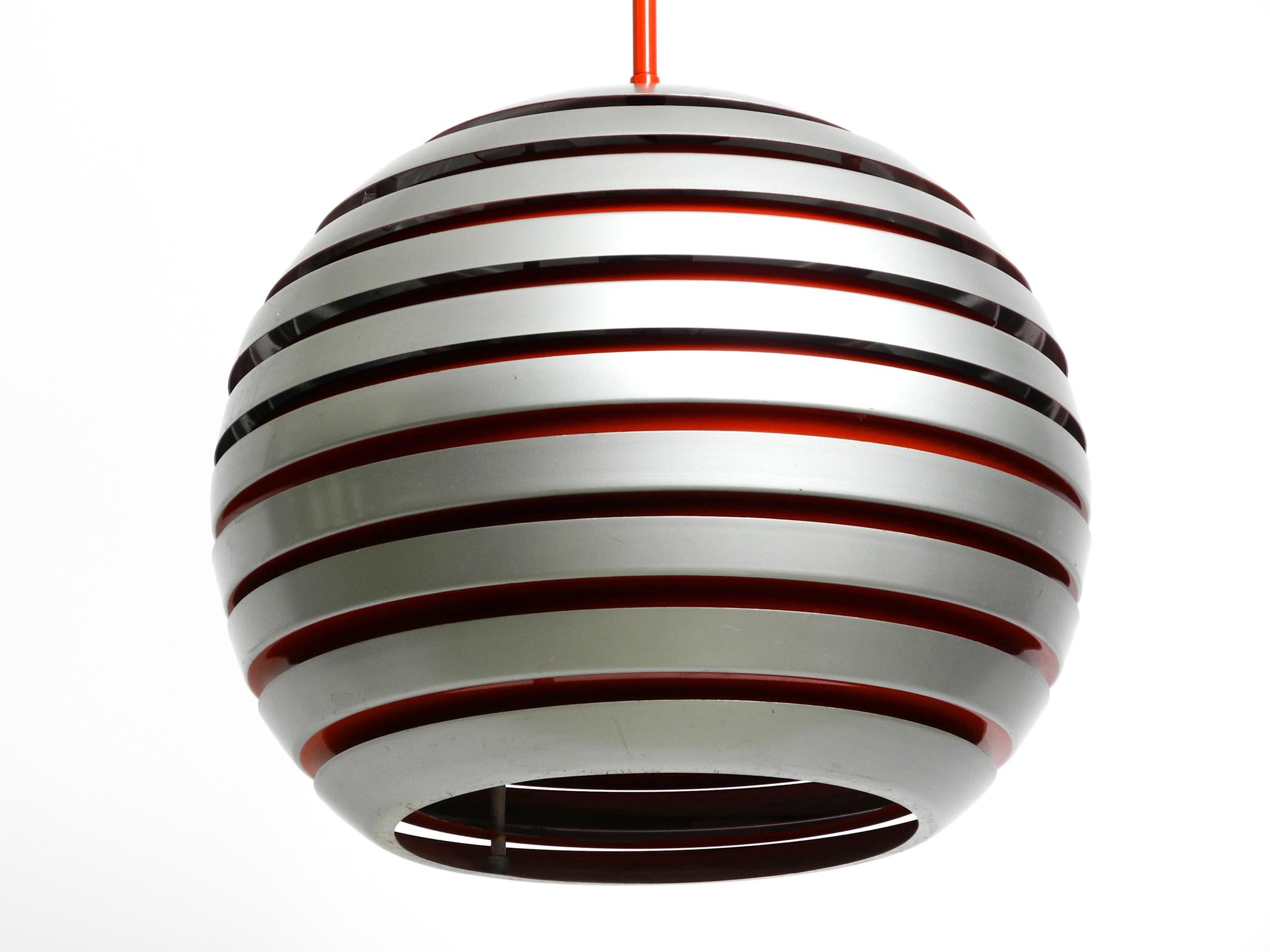 Beautiful 1960s Spherical Space Age Ceiling Lamp with Slats Made of Heavy Metal For Sale 14