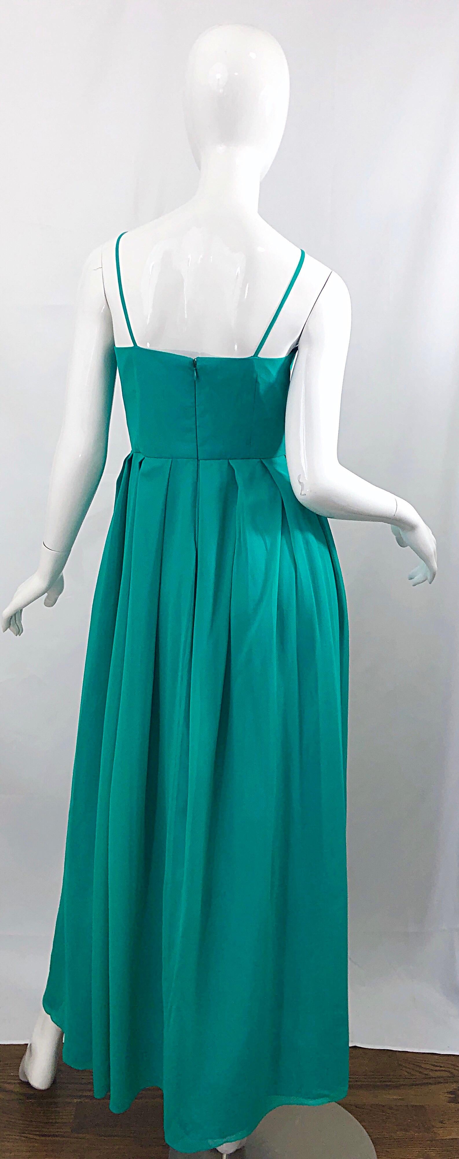 Precioso vestido de los años 70 de gasa de seda de color azul turquesa, talla 8 / 10 Azul en venta