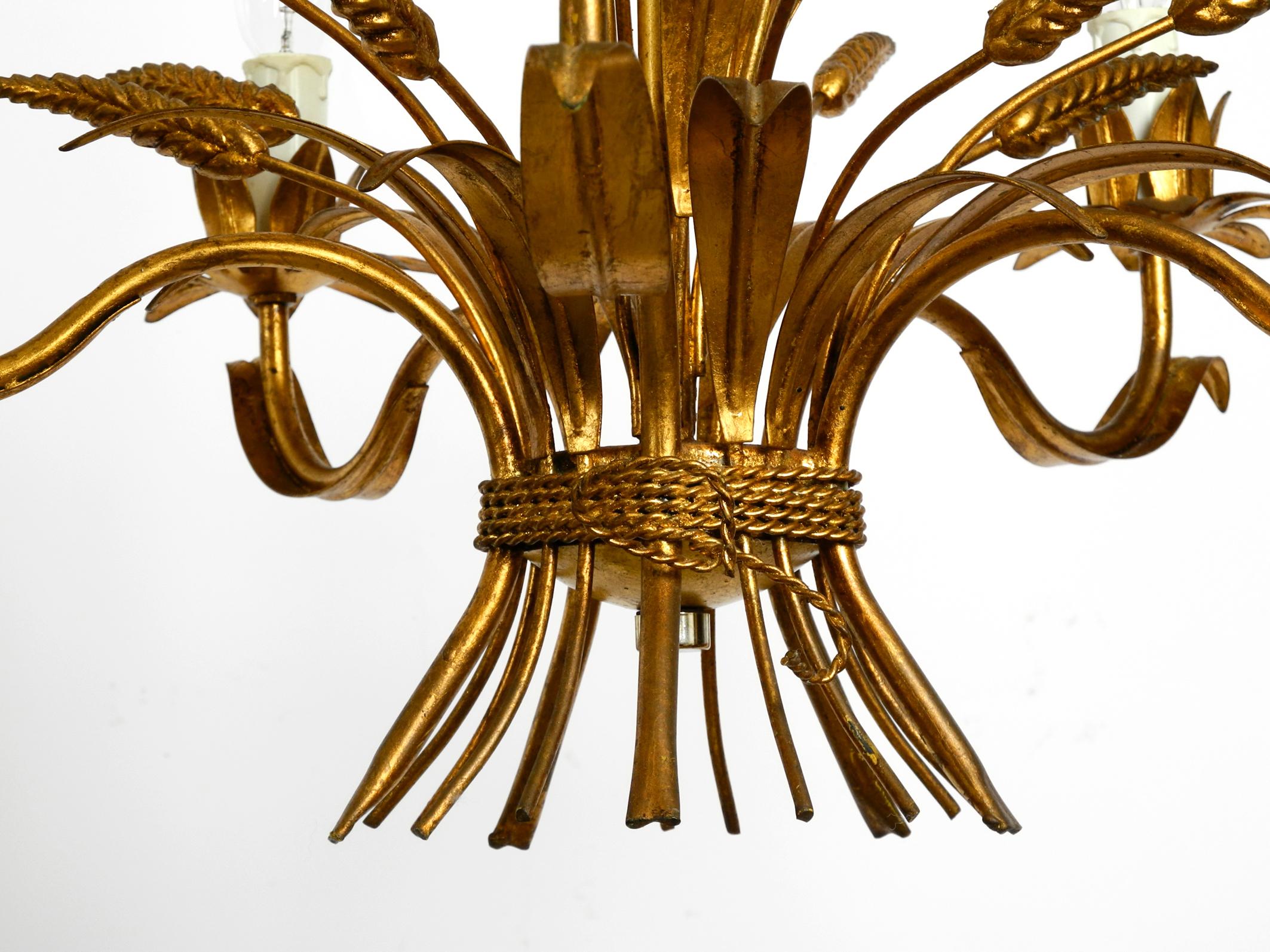 Late 20th Century Beautiful 1970s Gold-Plated 5-Armed Metal Chandelier by Hans Kögl