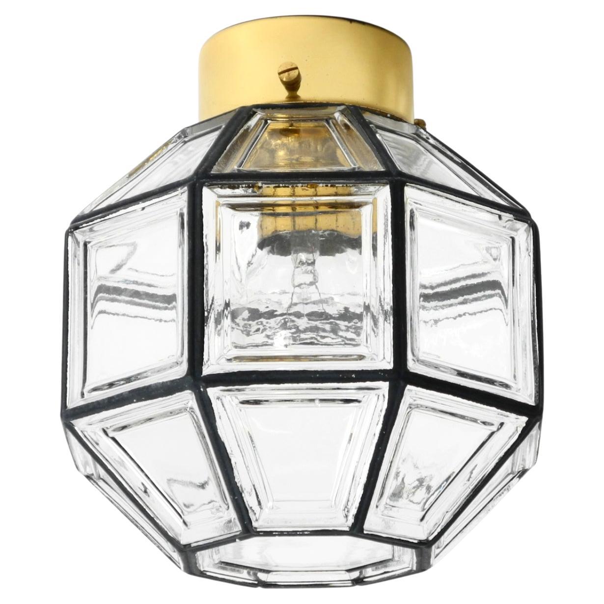 Bellissima lampada da soffitto in vetro di Limburg degli anni '70 a forma di ottagono